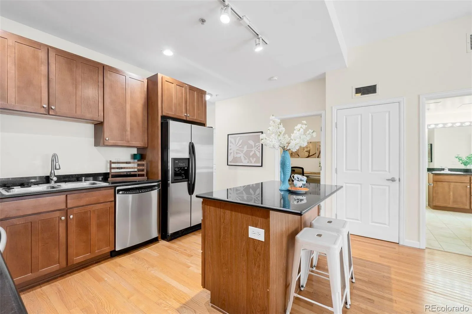 04072026150905 1600 14