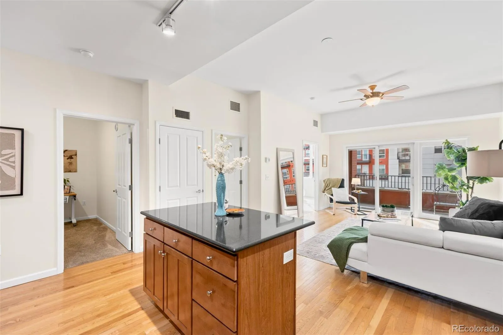 04072026150905 1600 17