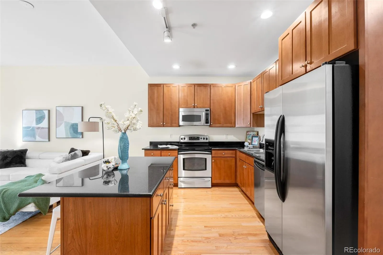 04072026150905 1600 18