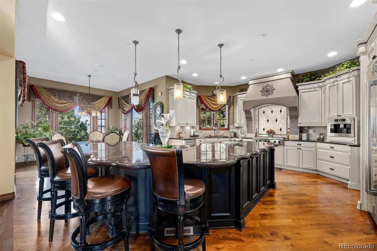 3440 Medallion Road Castle Rock CO 80104 | MLS #REC5156606 03052026221140 1600 23