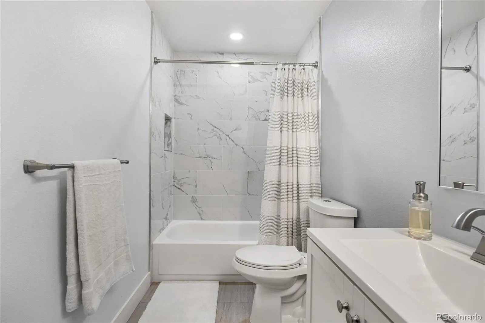 2835 S Monaco Parkway #1-104 Denver CO 80222 MLS #REC5156658 05022026052204 1600 29