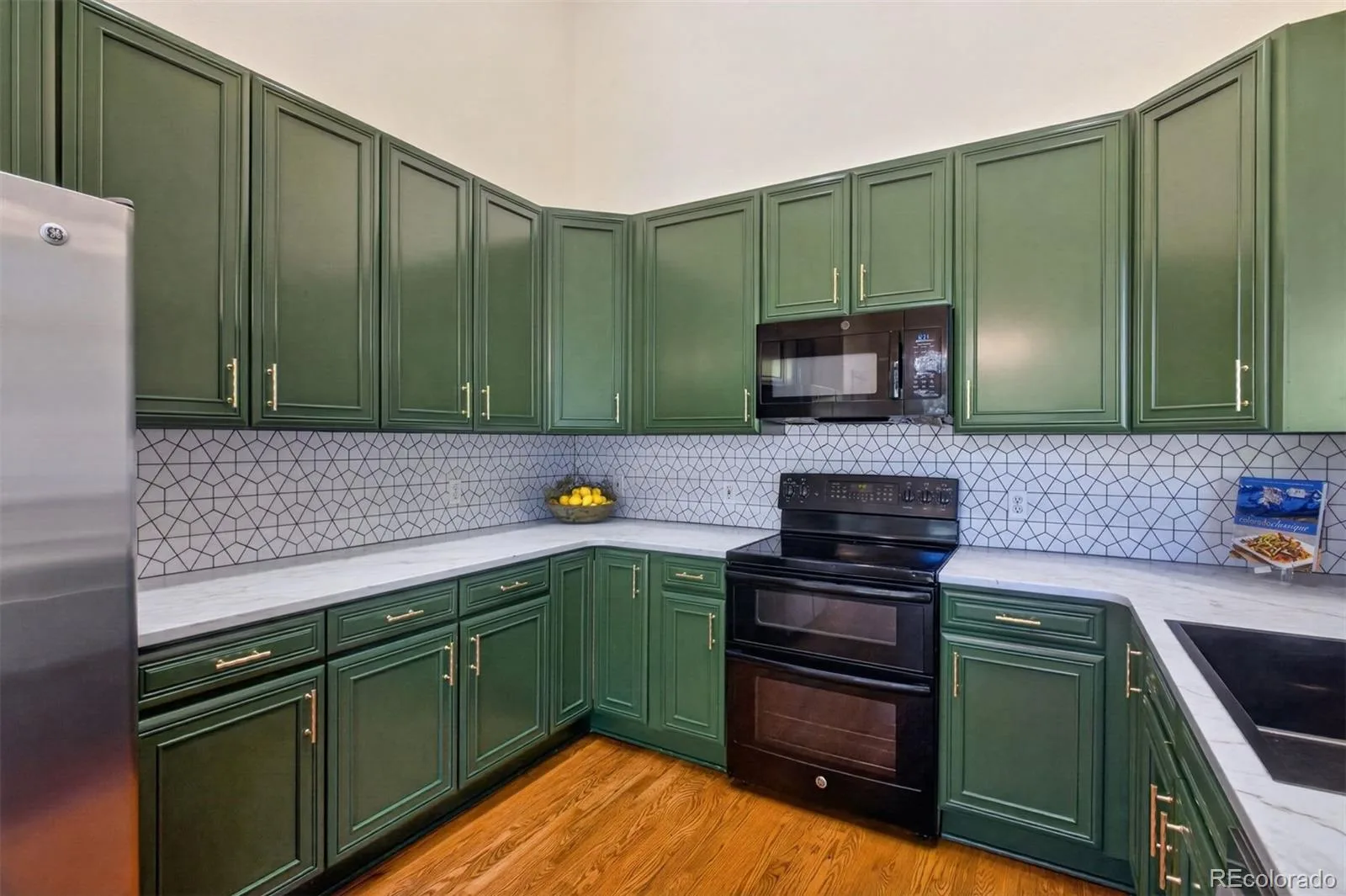 17807 E Oakwood Lane Aurora CO 80016 | MLS #REC5157098 10152026192855 1600 4