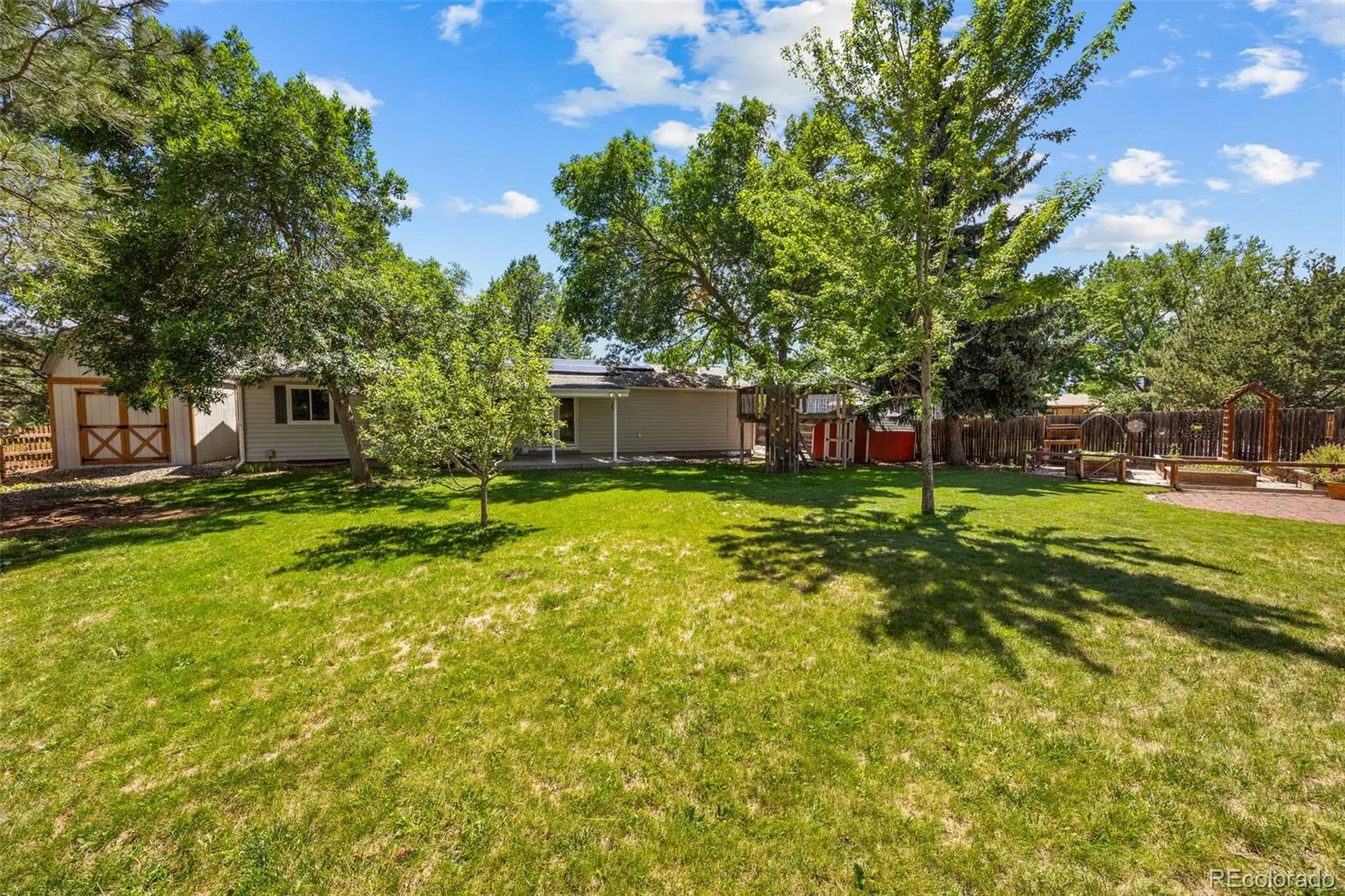 7278 Union Court Arvada CO 80005 MLS #REC5161757 06302026220505 1600 29
