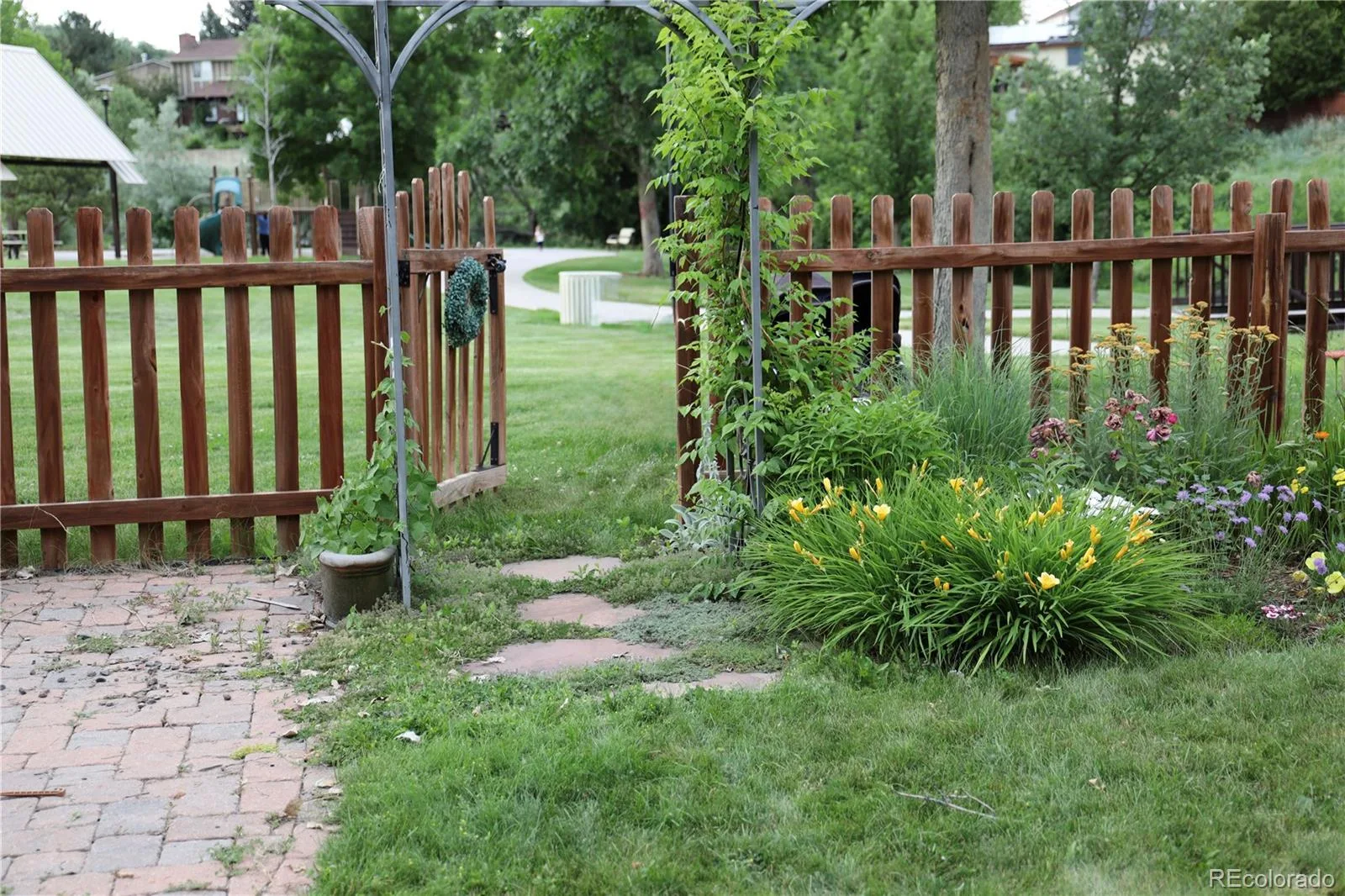 7278 Union Court Arvada CO 80005 MLS #REC5161757 06302026220505 1600 38