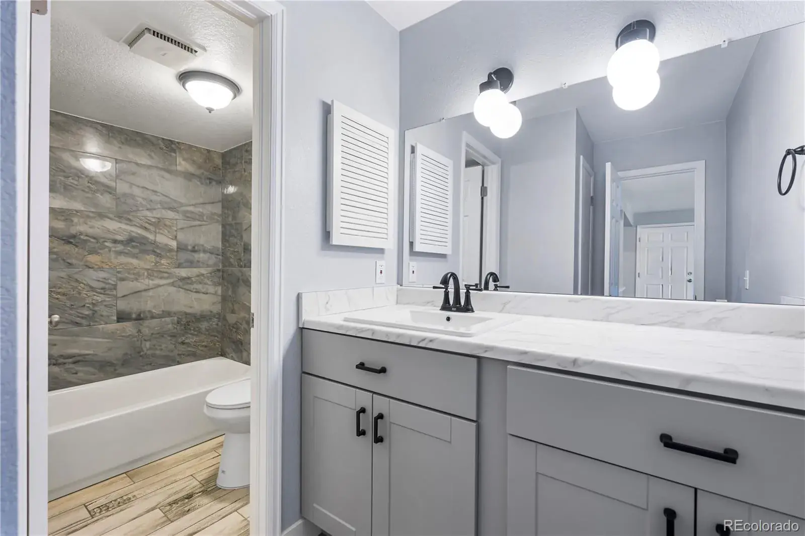 14602 E 2nd Avenue #204C Aurora CO 80011 MLS #REC5163796 02122026194646 1600 12