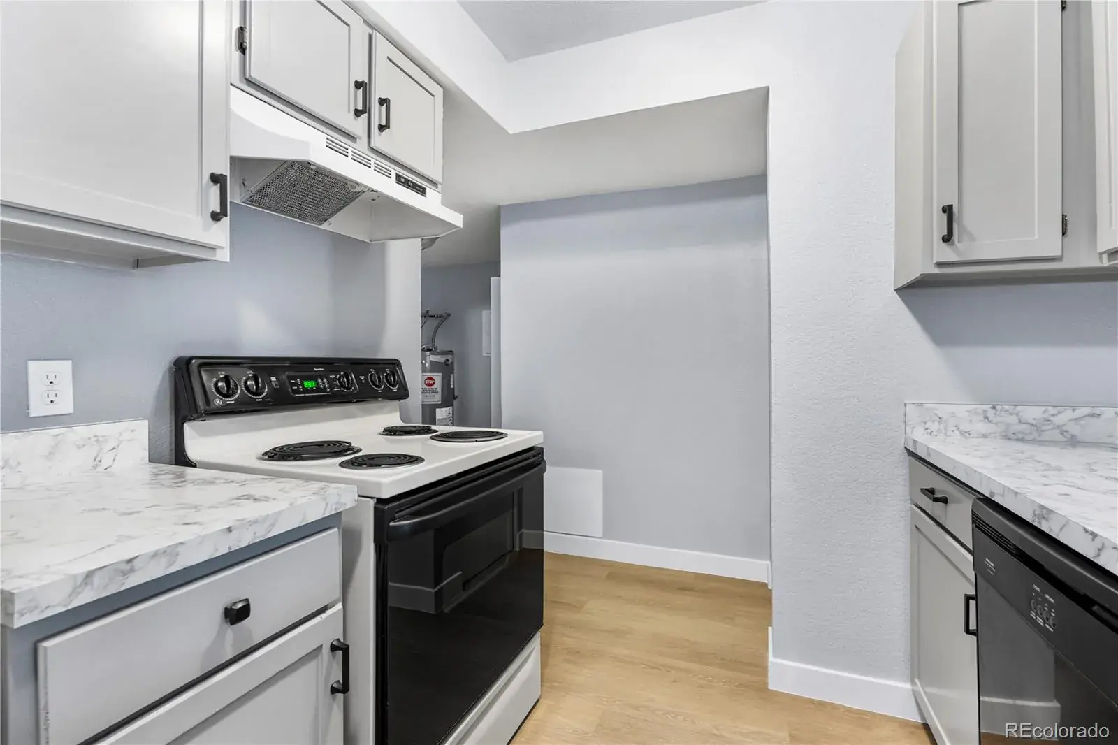 14602 E 2nd Avenue #204C Aurora CO 80011 MLS #REC5163796 02122026194646 1600 9