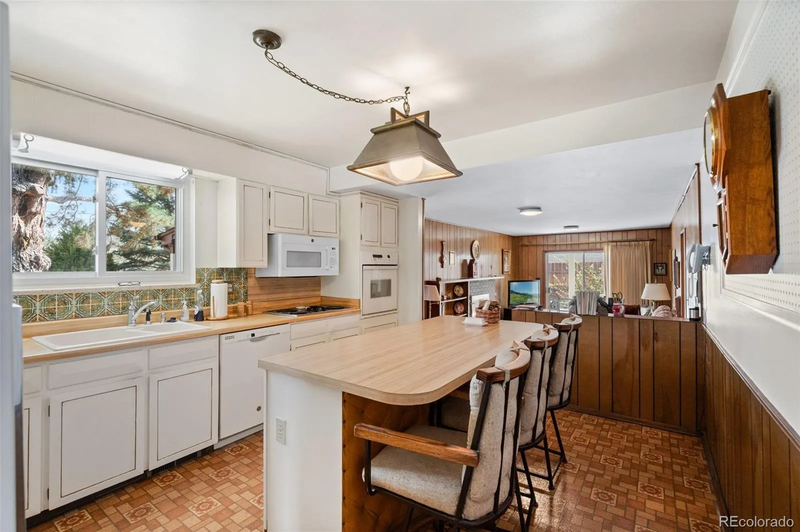398 Uvalda Street Aurora CO 80011 MLS #REC5167614 05202026000953 1600 14