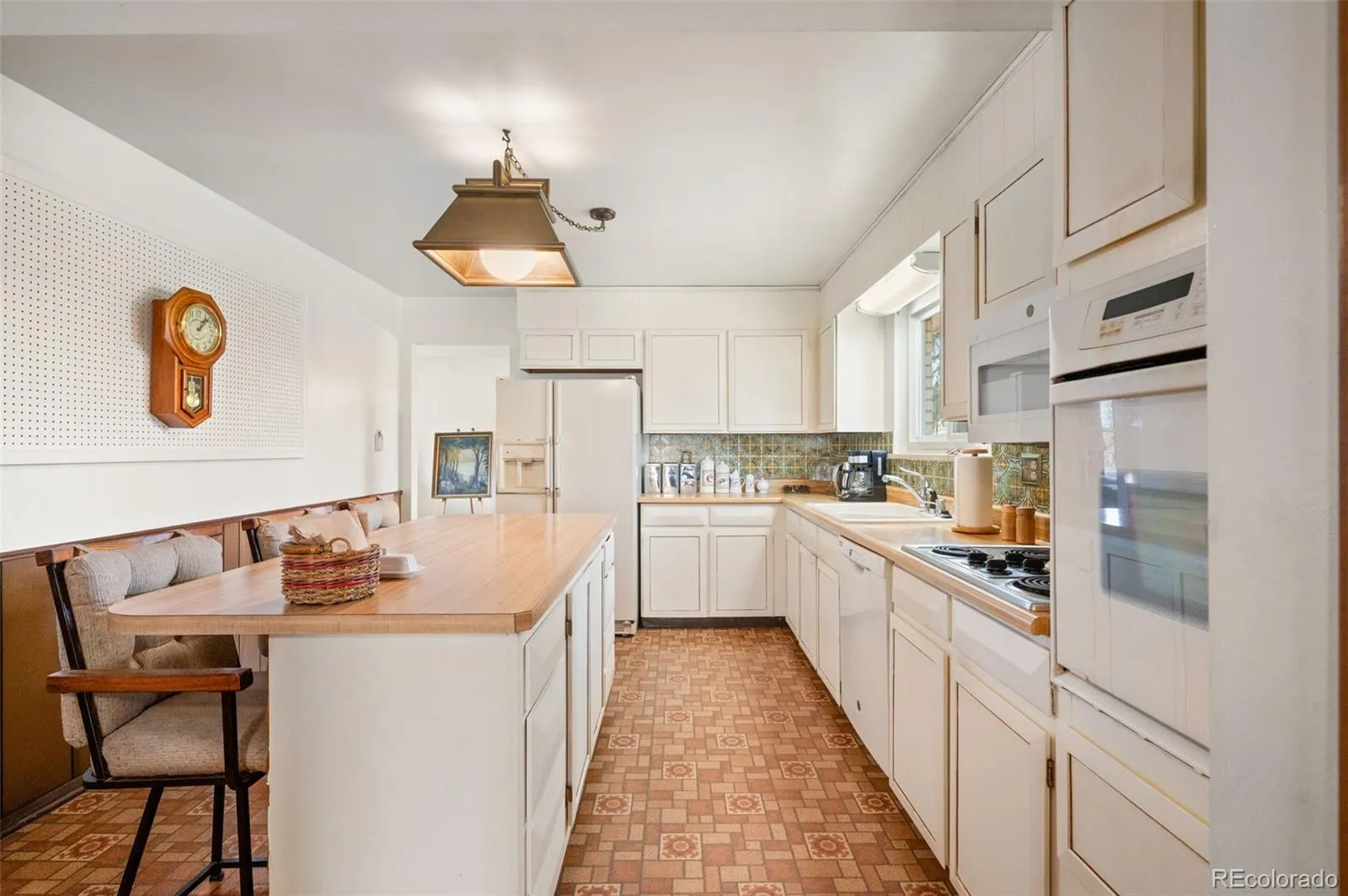 398 Uvalda Street Aurora CO 80011 MLS #REC5167614 05202026000953 1600 17