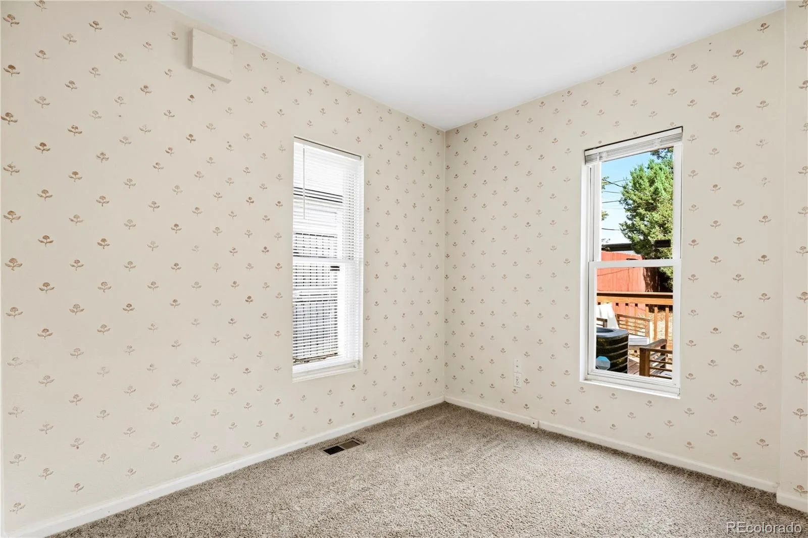 1144 S Logan Street Denver CO 80210 | MLS #REC5169582 09232026032048 1600 14