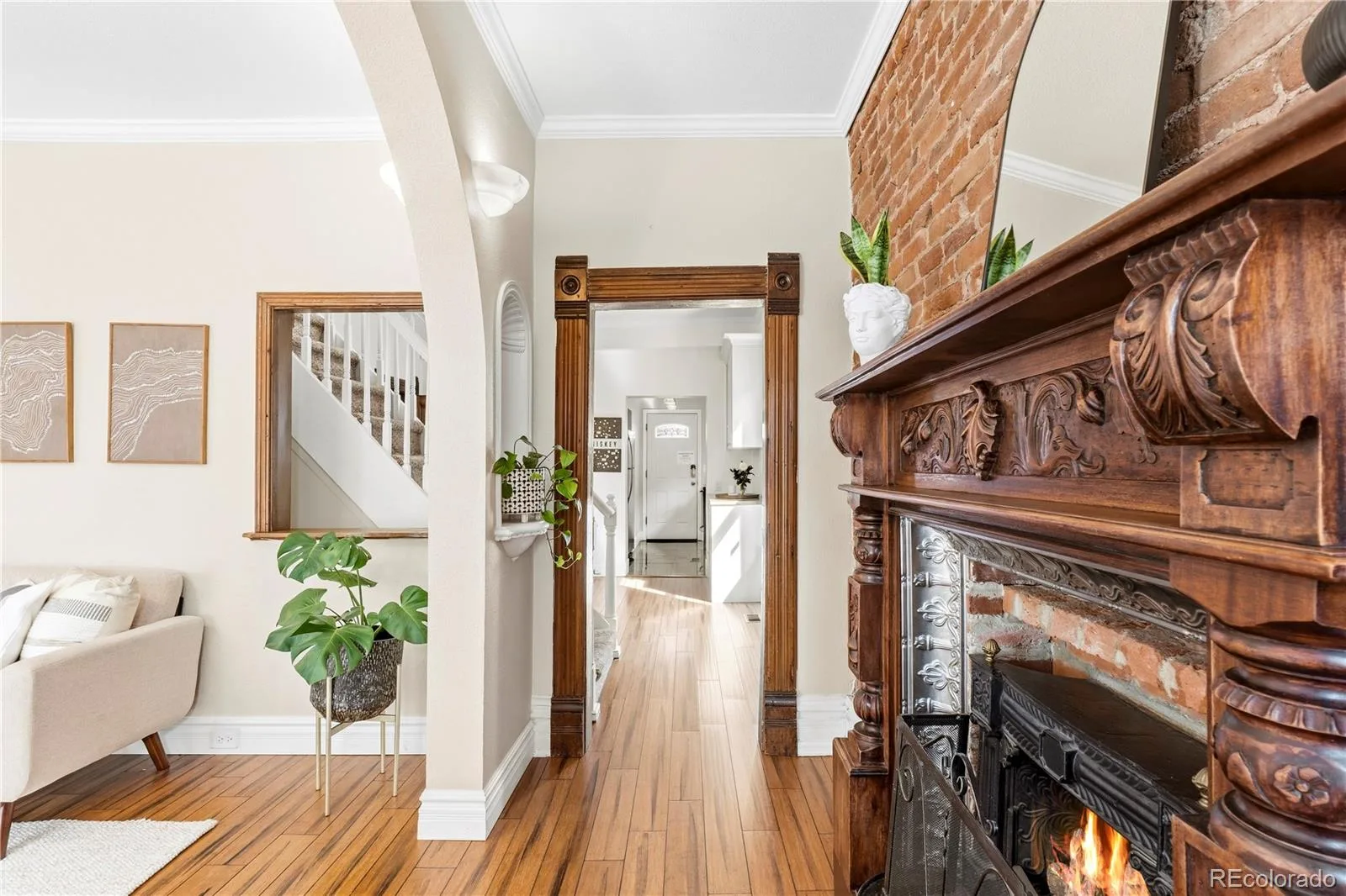 1144 S Logan Street Denver CO 80210 | MLS #REC5169582 09232026032048 1600 2
