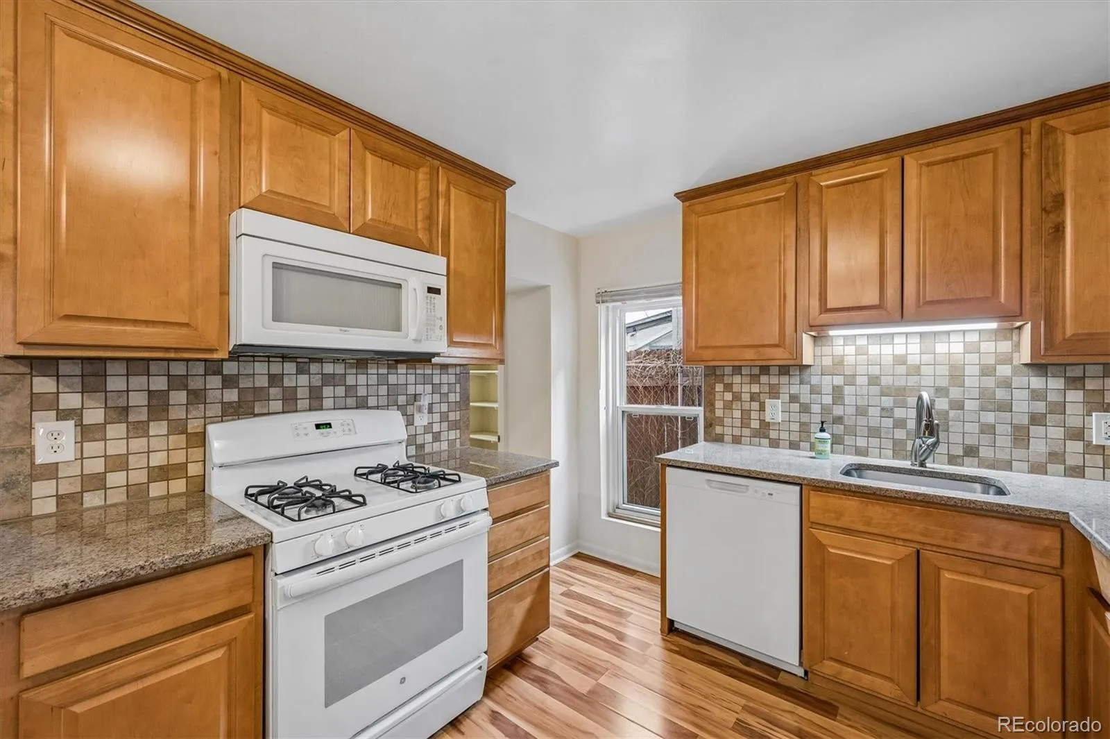 04212026175225 1600 11