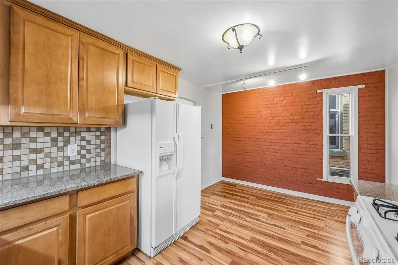 04212026175225 1600 14