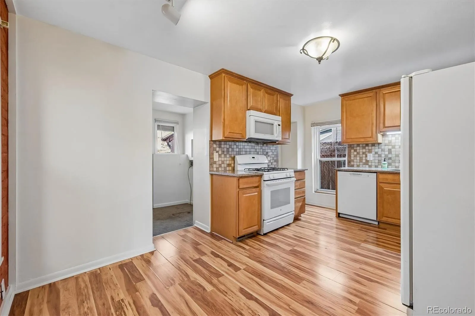 04212026175225 1600 16