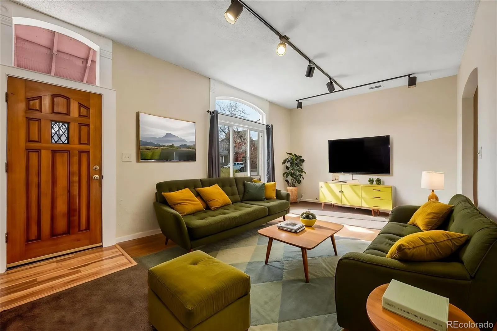 04212026175225 1600 3