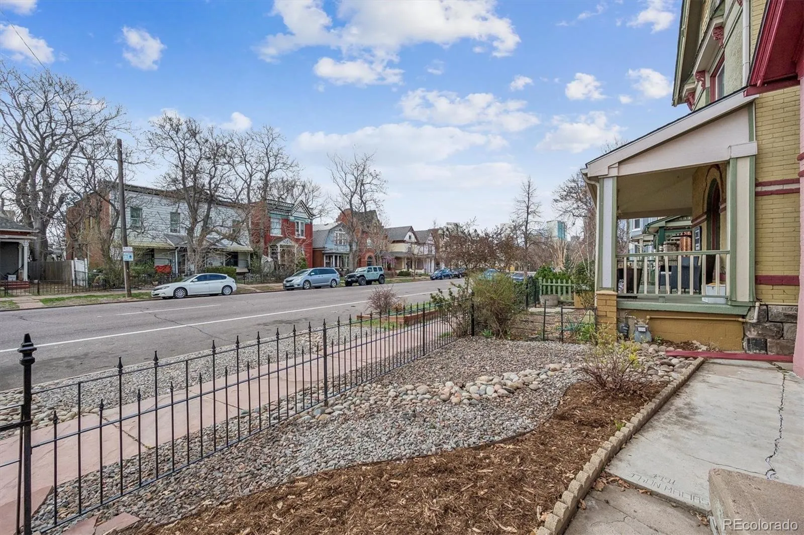 04212026175225 1600 34