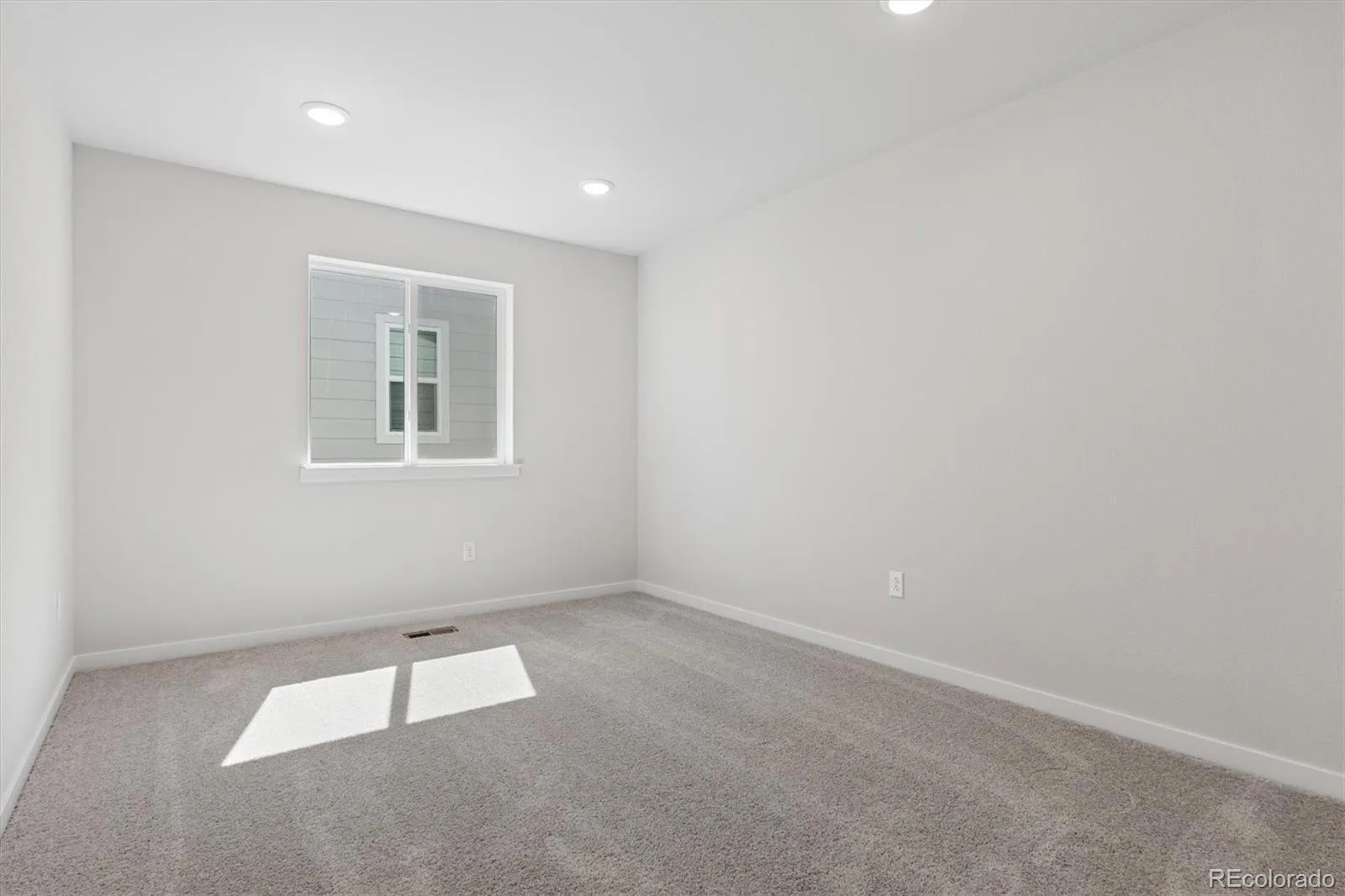 3711 Sandreed Street Dacono CO 80514 | MLS #REC5176779 07312026221010 1600 12