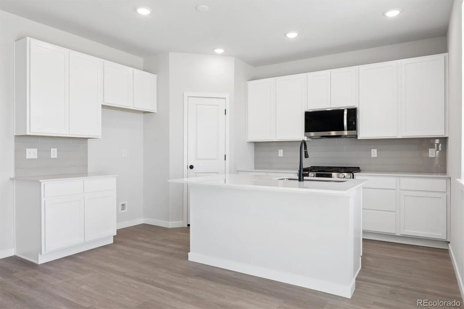 3711 Sandreed Street Dacono CO 80514 | MLS #REC5176779 07312026221010 1600 9