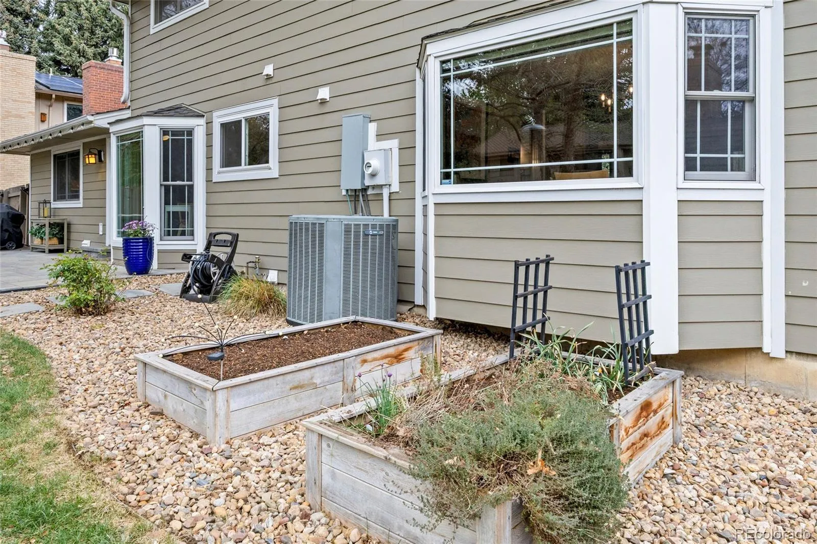10866 E Berry Avenue Englewood CO 80111 MLS #REC5177551 05022026162111 1600 39