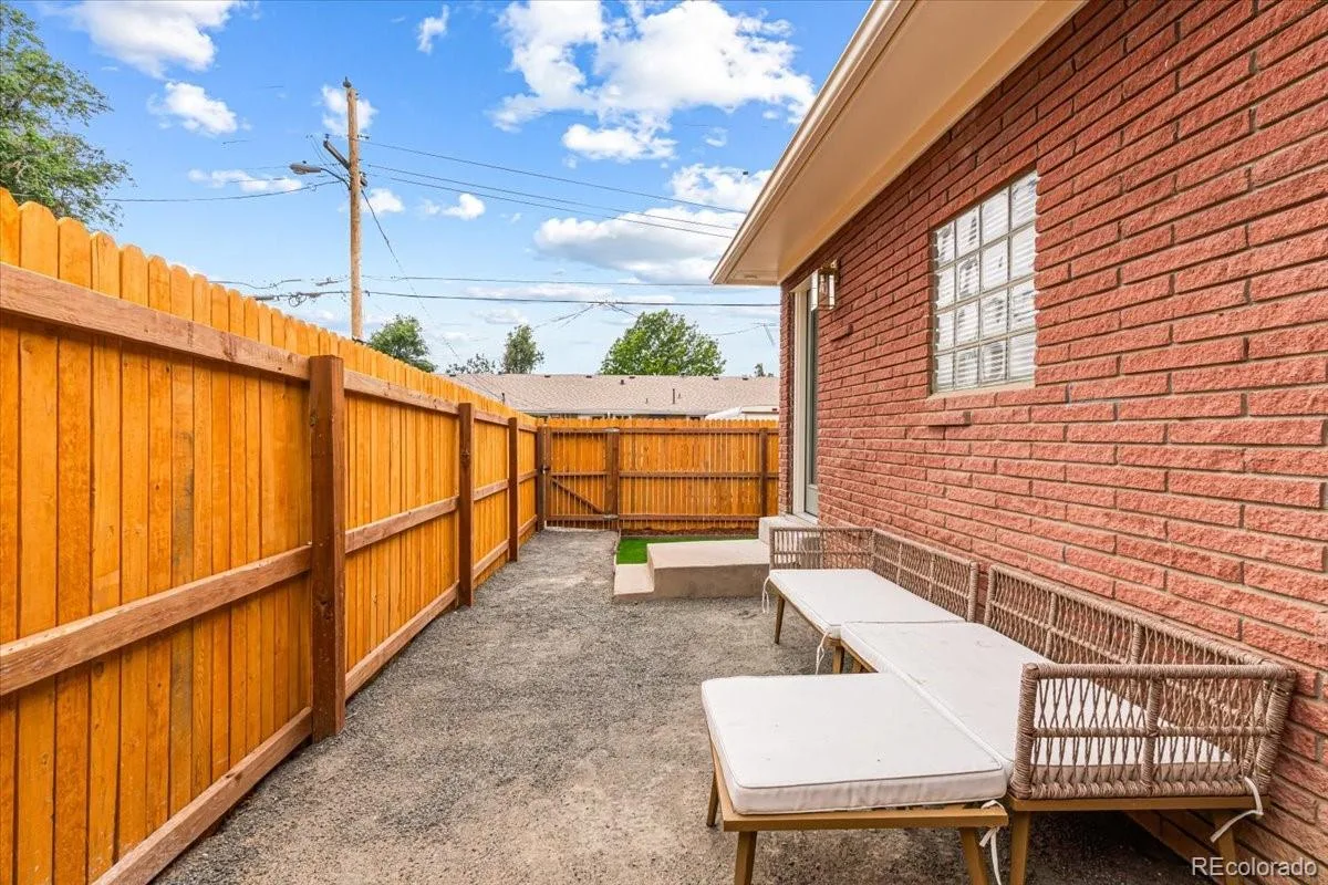 3385 N Kearney Street Denver CO 80207 MLS #REC5178984 07222026182916 1200 27