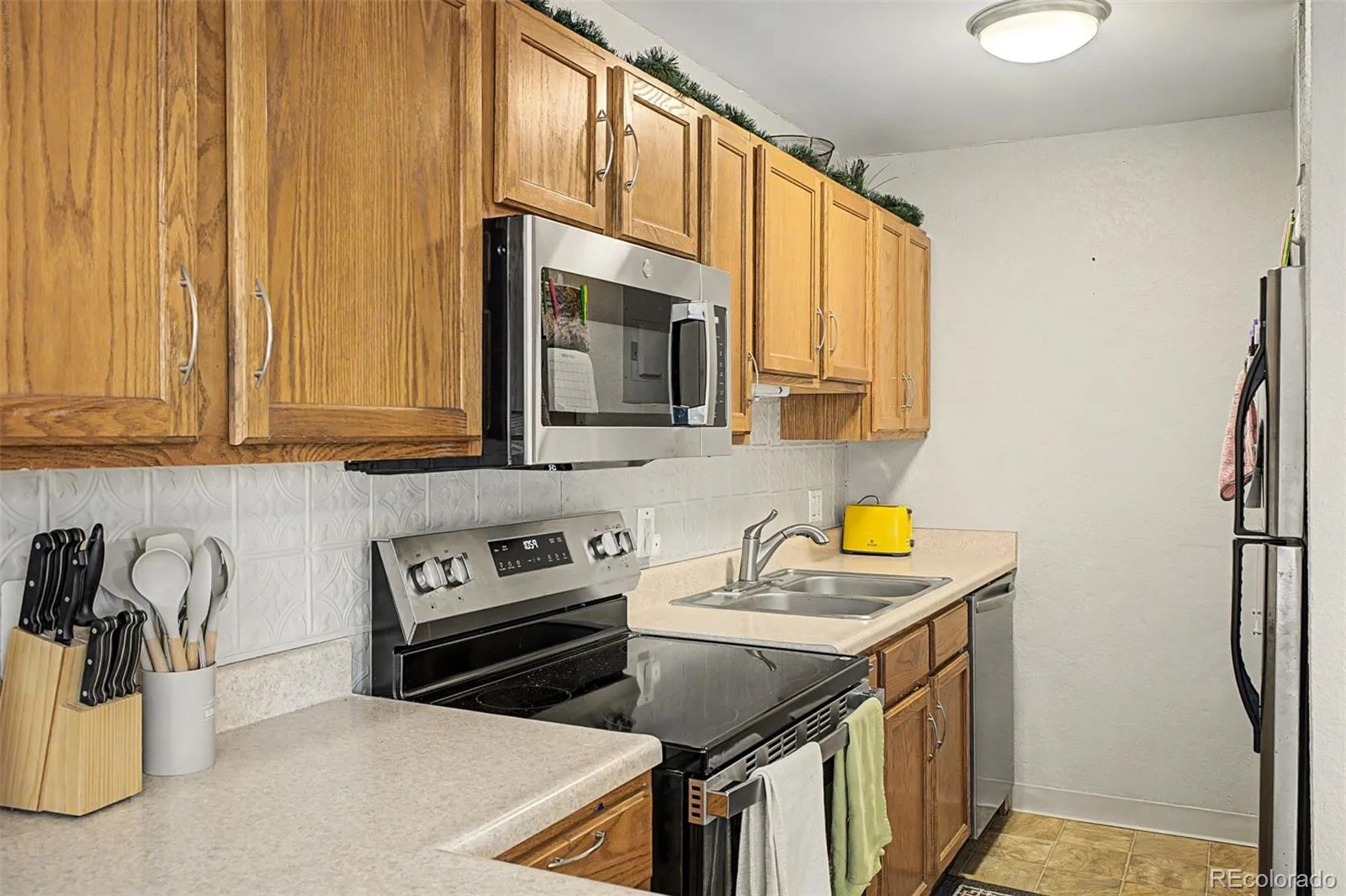 857 S Van Gordon Court #D205 Lakewood CO 80228 | MLS #REC5180219 08272026080427 1600 12