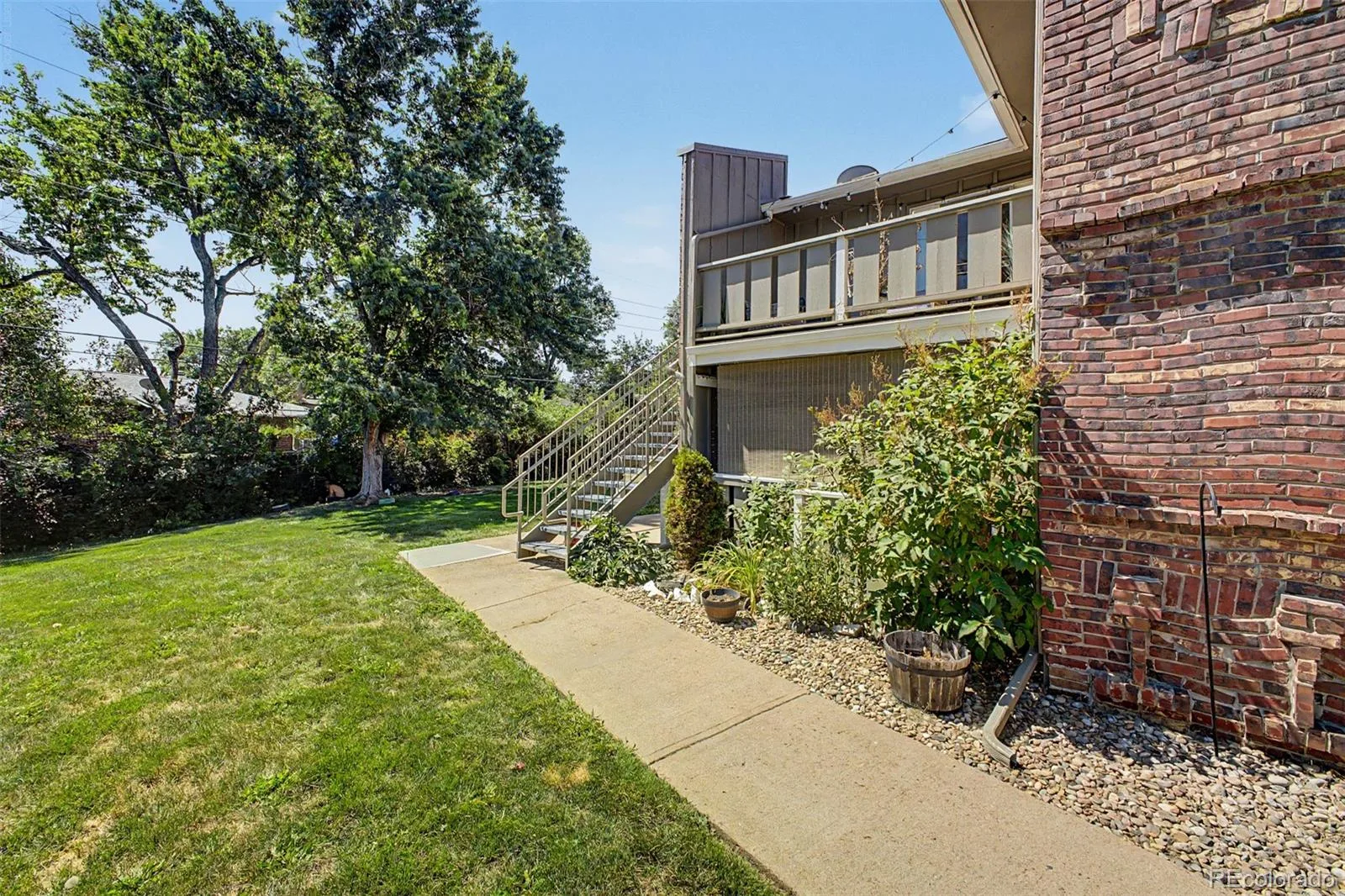 857 S Van Gordon Court #D205 Lakewood CO 80228 | MLS #REC5180219 08272026080427 1600 3