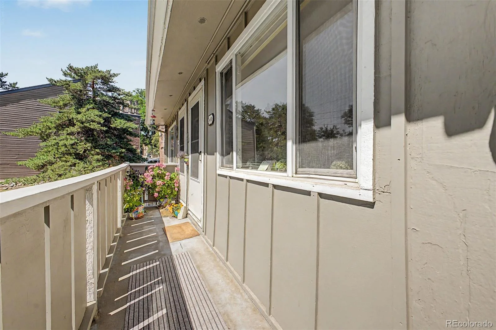 857 S Van Gordon Court #D205 Lakewood CO 80228 | MLS #REC5180219 08272026080427 1600 4