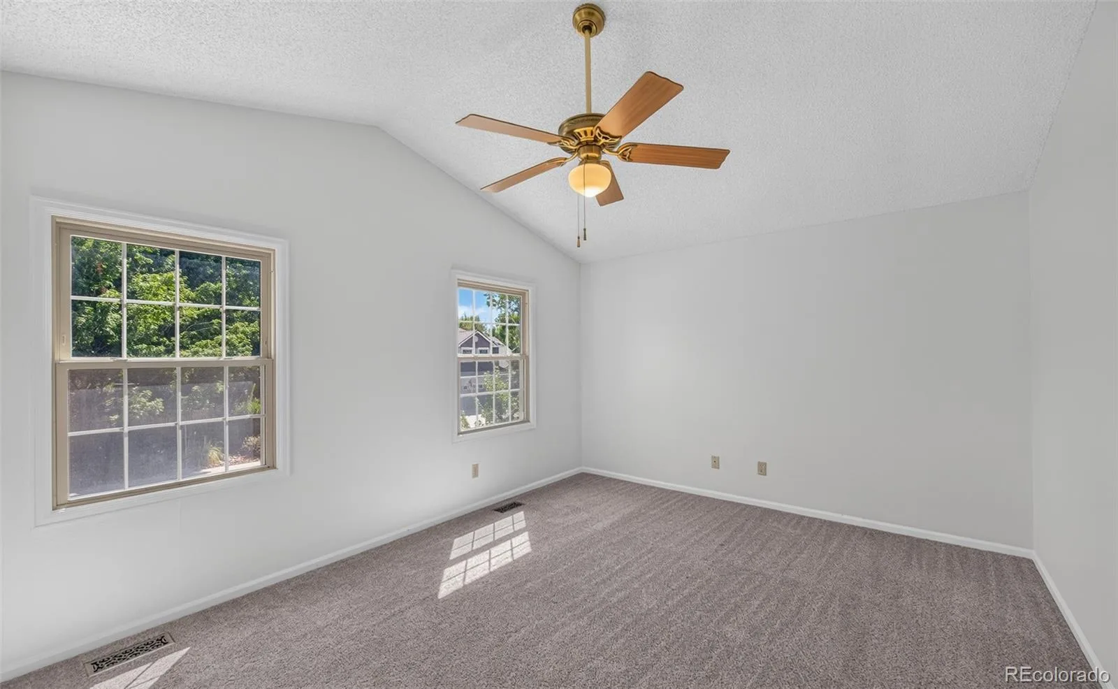 7025 Gladiola Street Arvada CO 80004 | MLS #REC5181385 08282026151522 1600 30