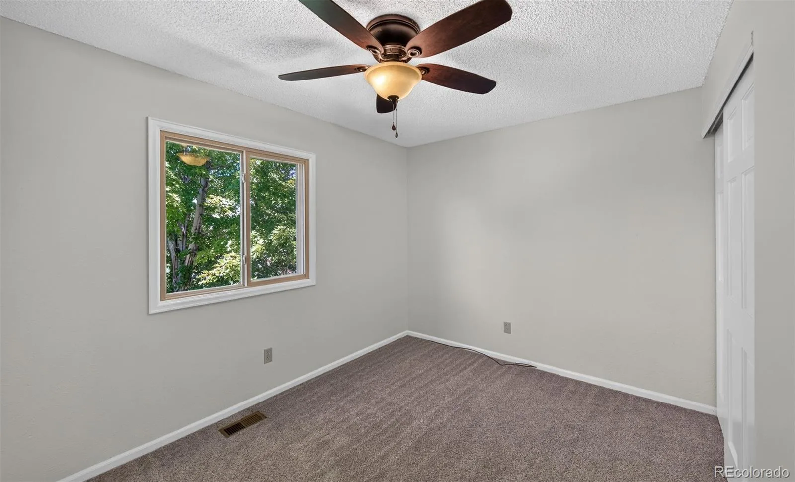 7025 Gladiola Street Arvada CO 80004 | MLS #REC5181385 08282026151522 1600 37