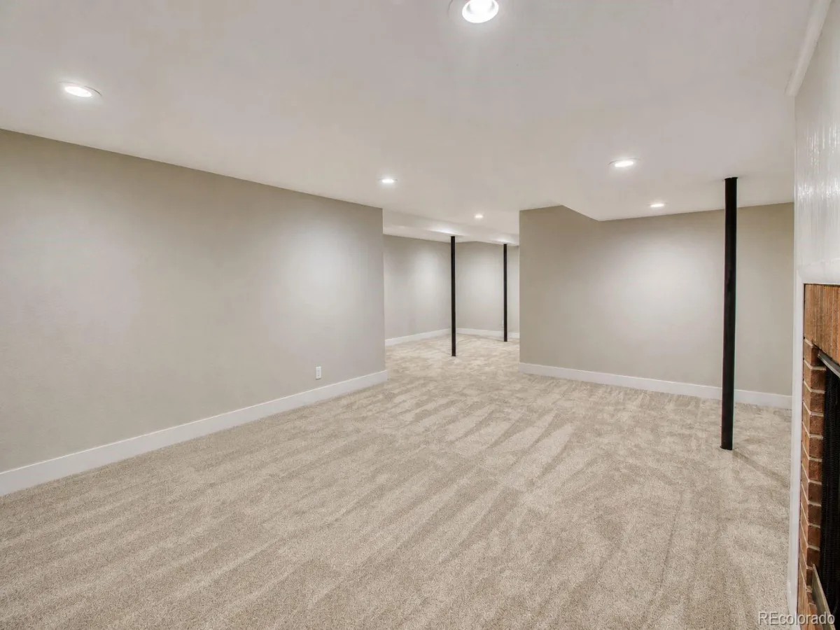 145 Dudley Street Lakewood CO 80226 MLS #REC5181694 06082026235845 1200 28