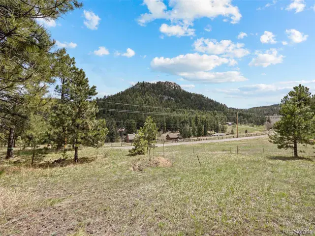 6068 S Skyline Drive Evergreen CO 80439 | MLS #REC5181719 06062025070112 640 3