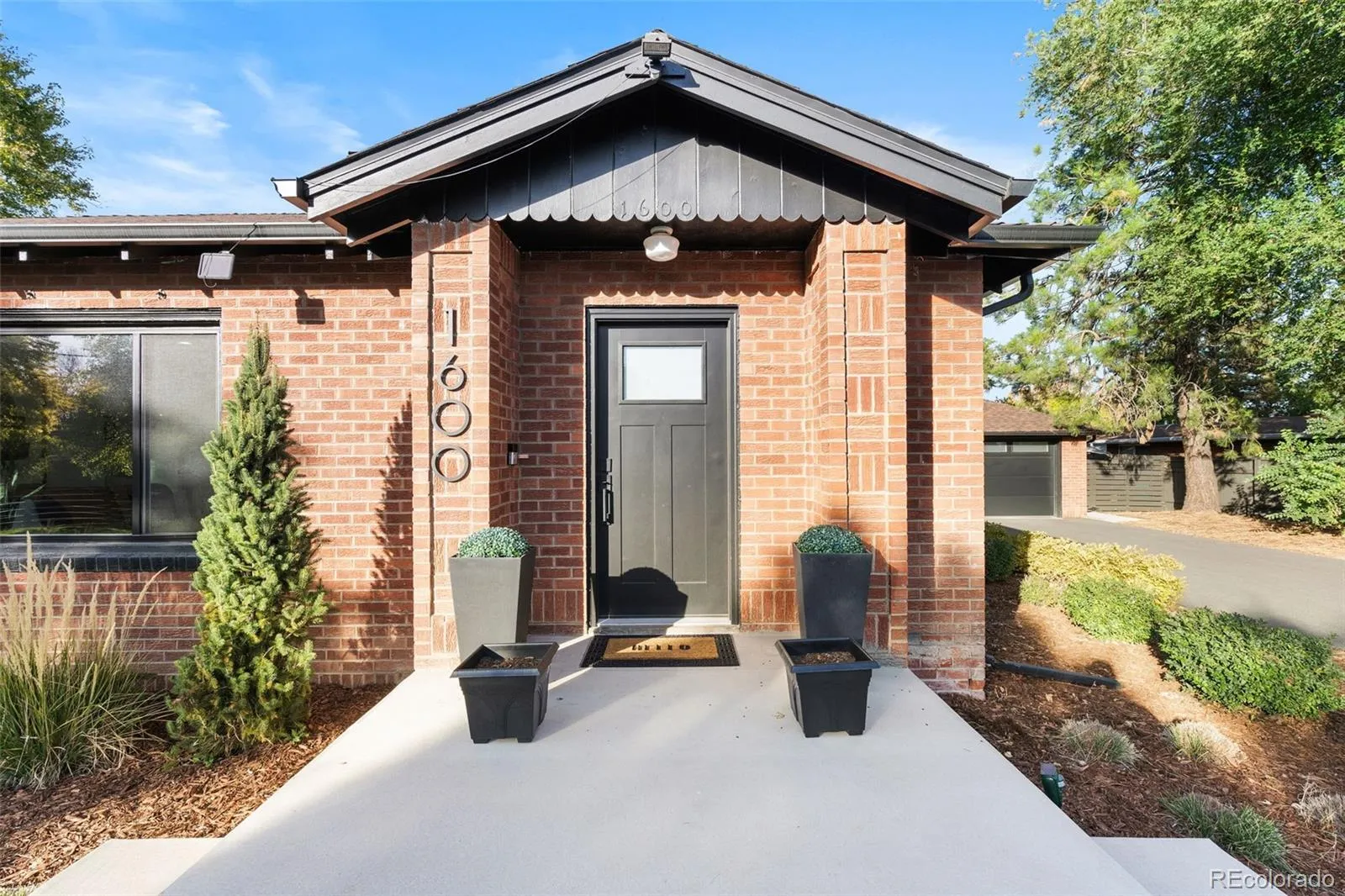1600 Balsam Street Lakewood CO 80214 MLS #REC5184187 05052026192040 1600 26