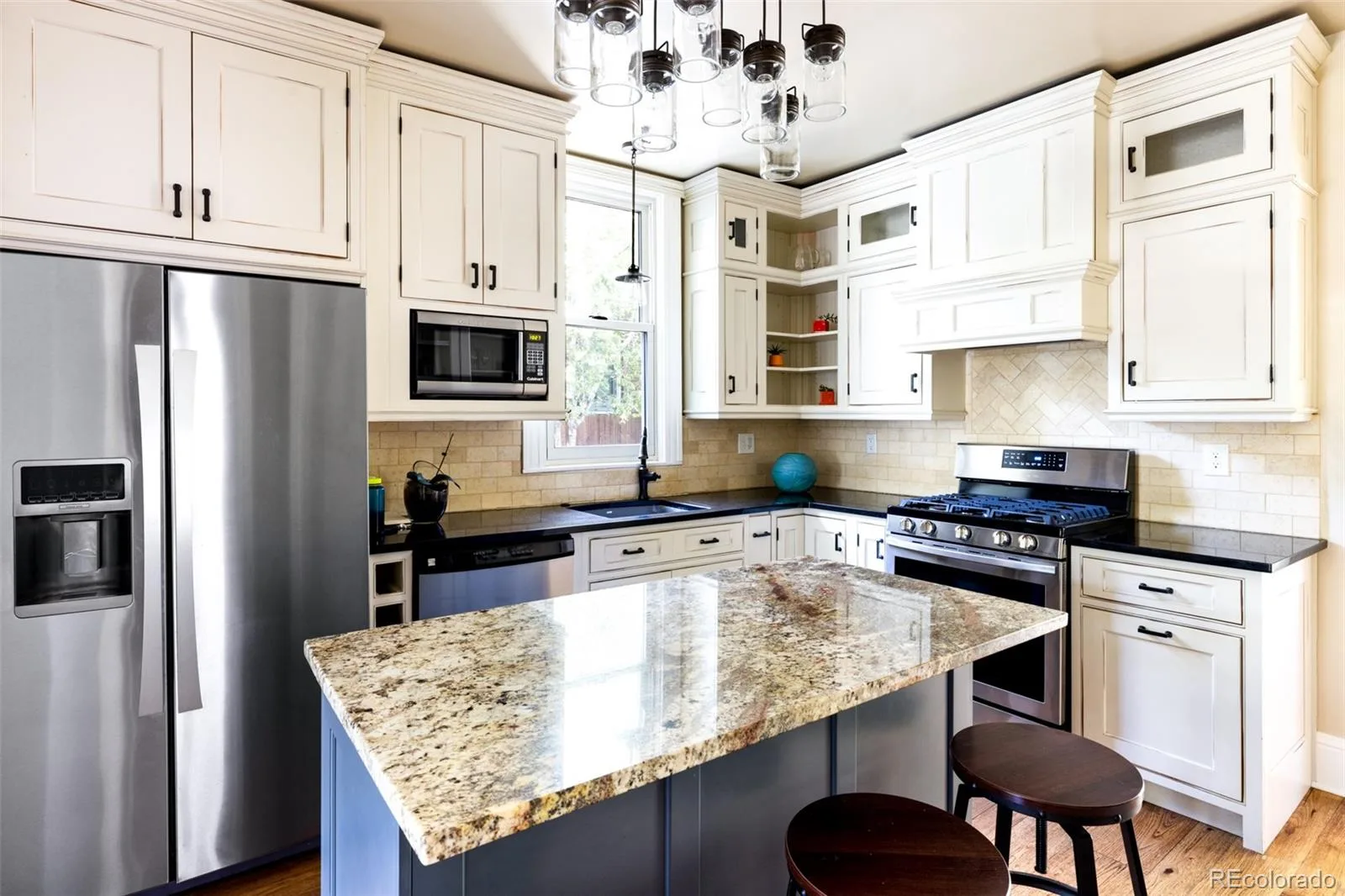 2265 Holly Street Denver CO 80207 MLS #REC5184351 06172026192831 1600 7