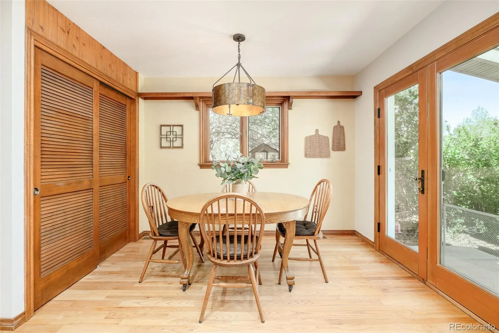 1950 S Lansing Court Aurora CO 80014 MLS #REC5185697 05052026045137 1600 13