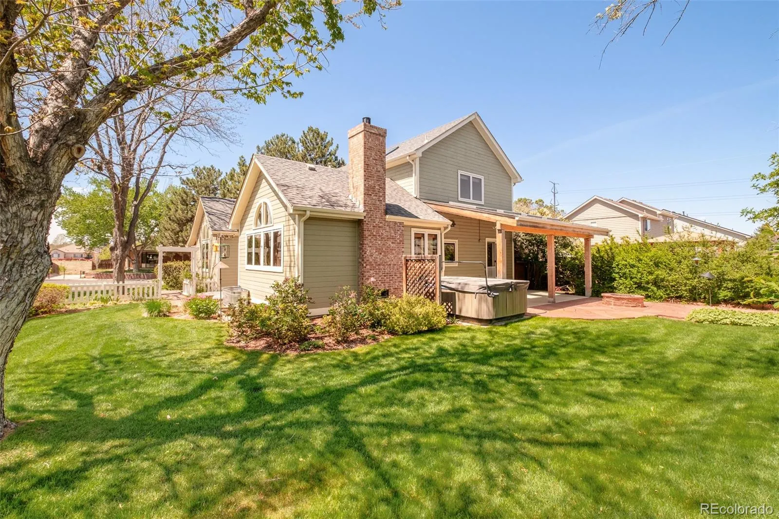 1950 S Lansing Court Aurora CO 80014 MLS #REC5185697 05052026045137 1600 37