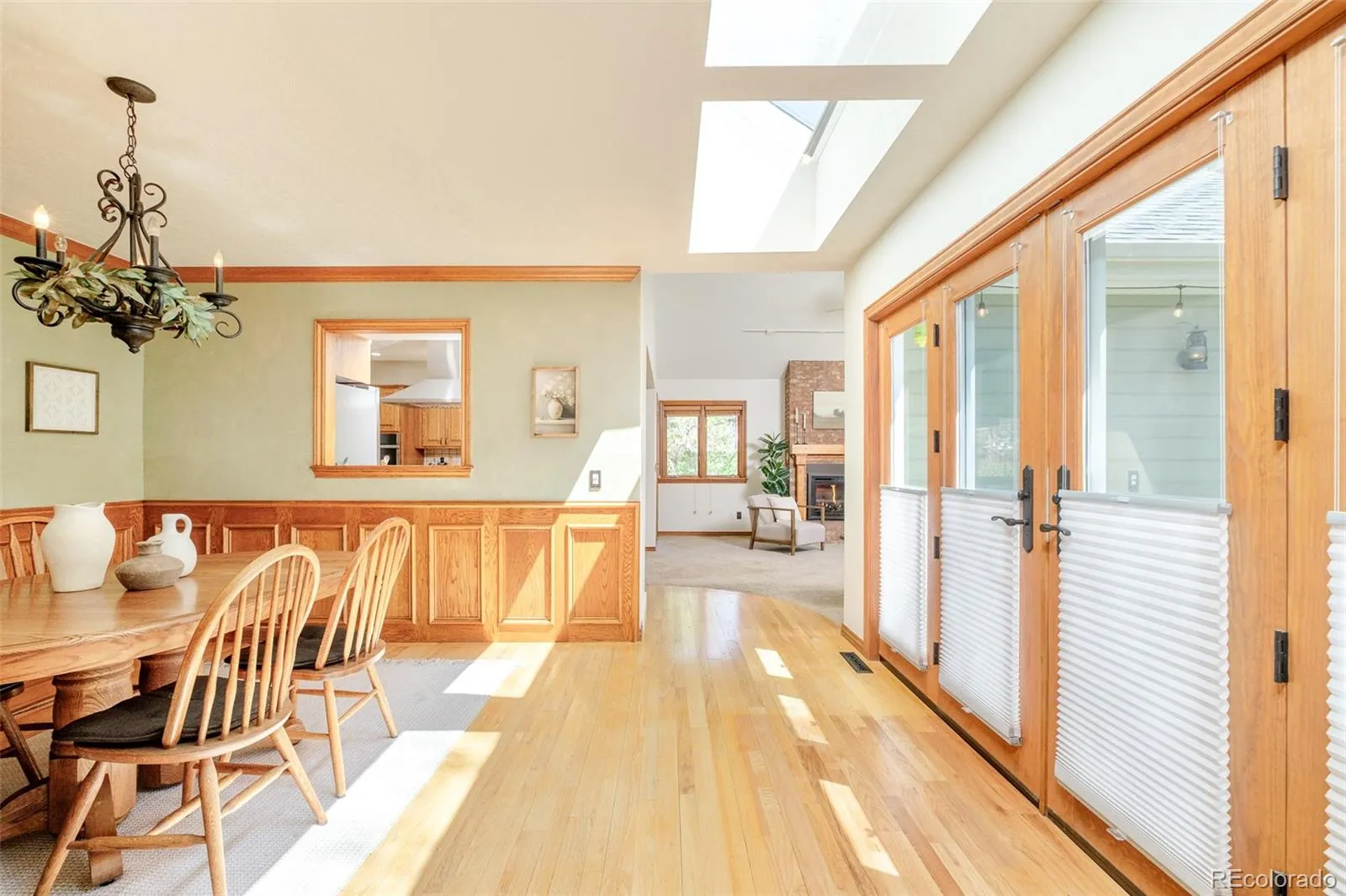 1950 S Lansing Court Aurora CO 80014 MLS #REC5185697 05052026045137 1600 4