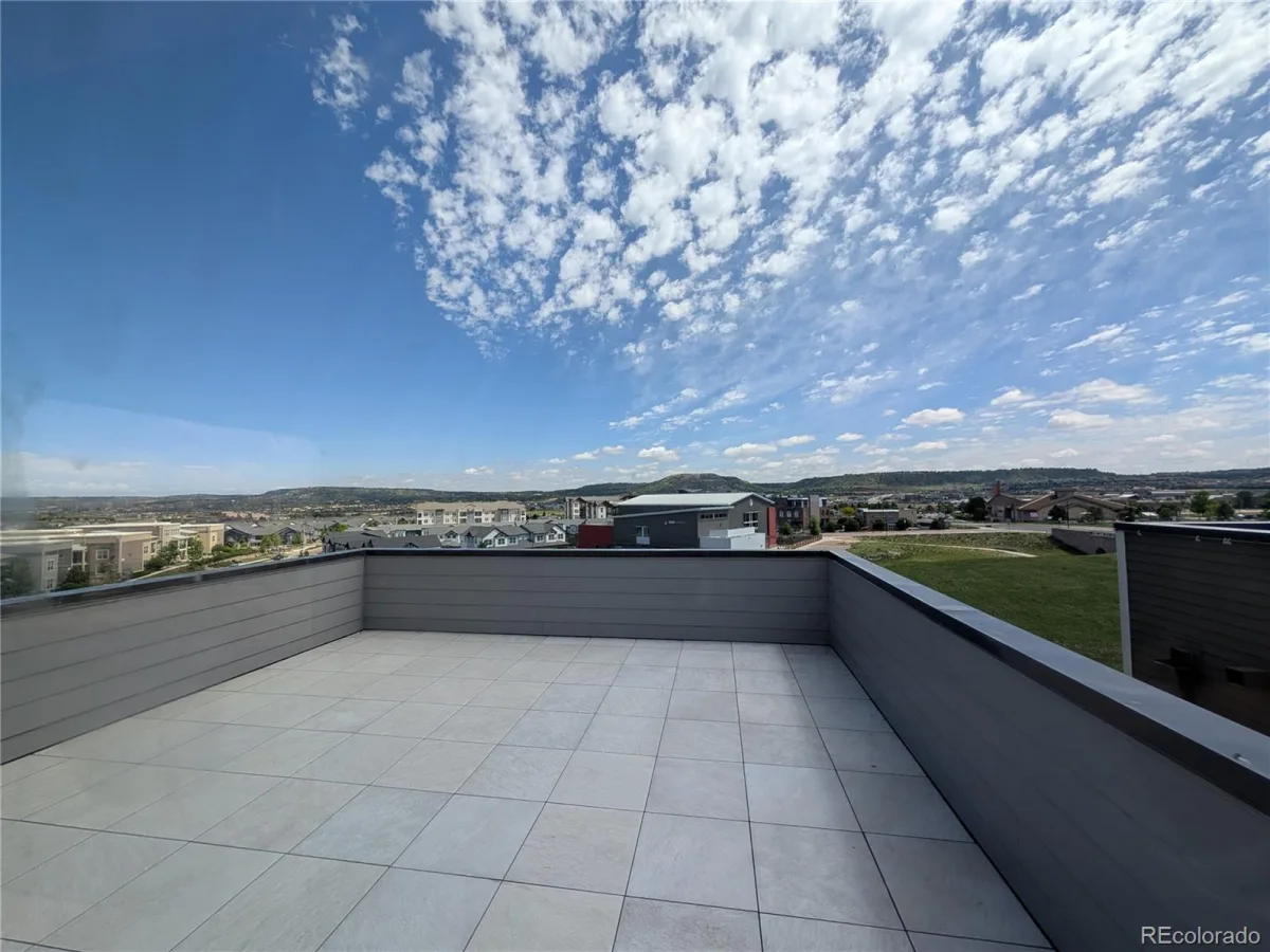 2405 Fiji Drive Castle Rock CO 80109 | MLS #REC5185774 07272026143533 1200 7