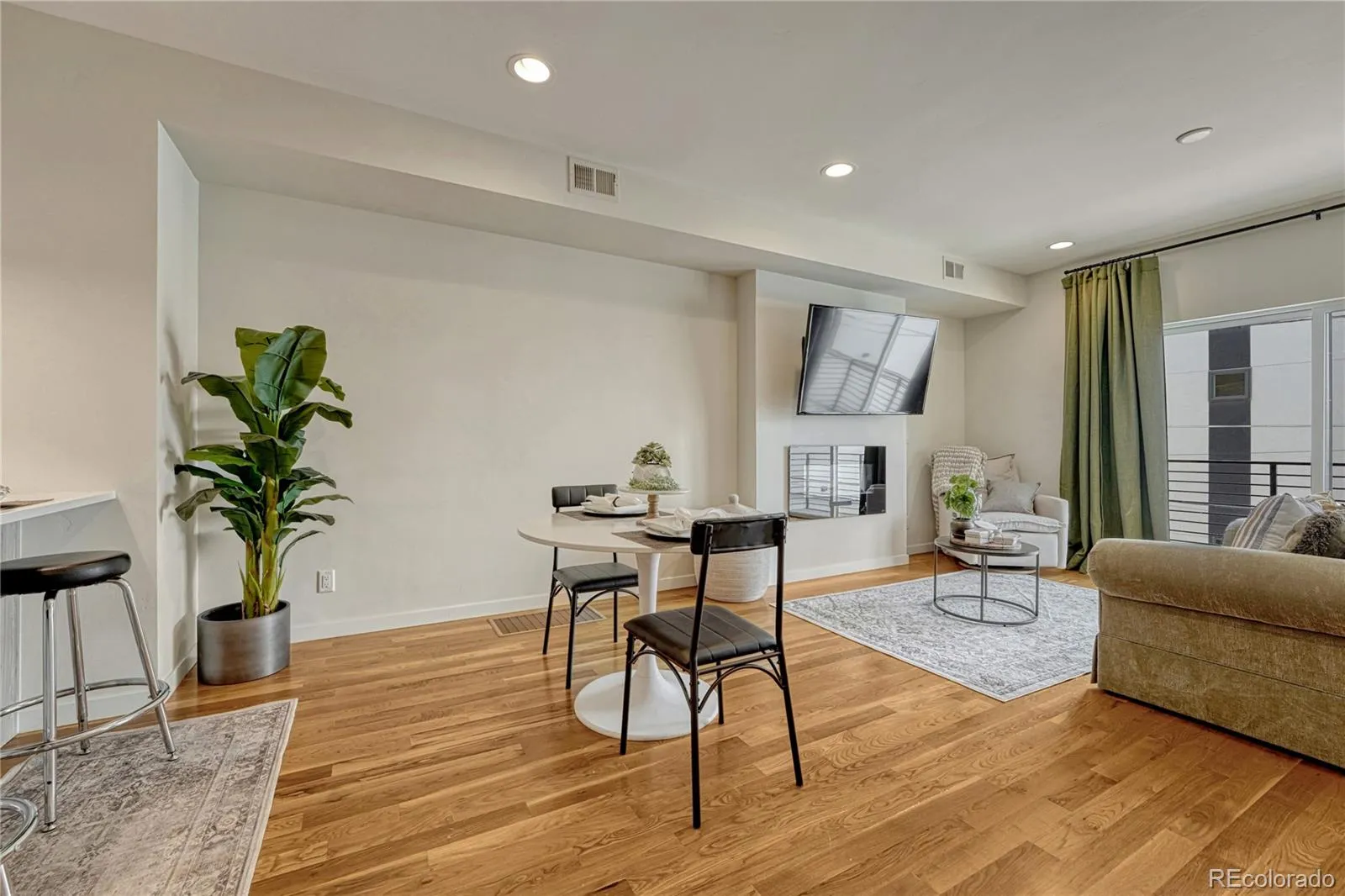 3410 W 18th Avenue Denver CO 80204 MLS #REC5186371 05012026002621 1600 6