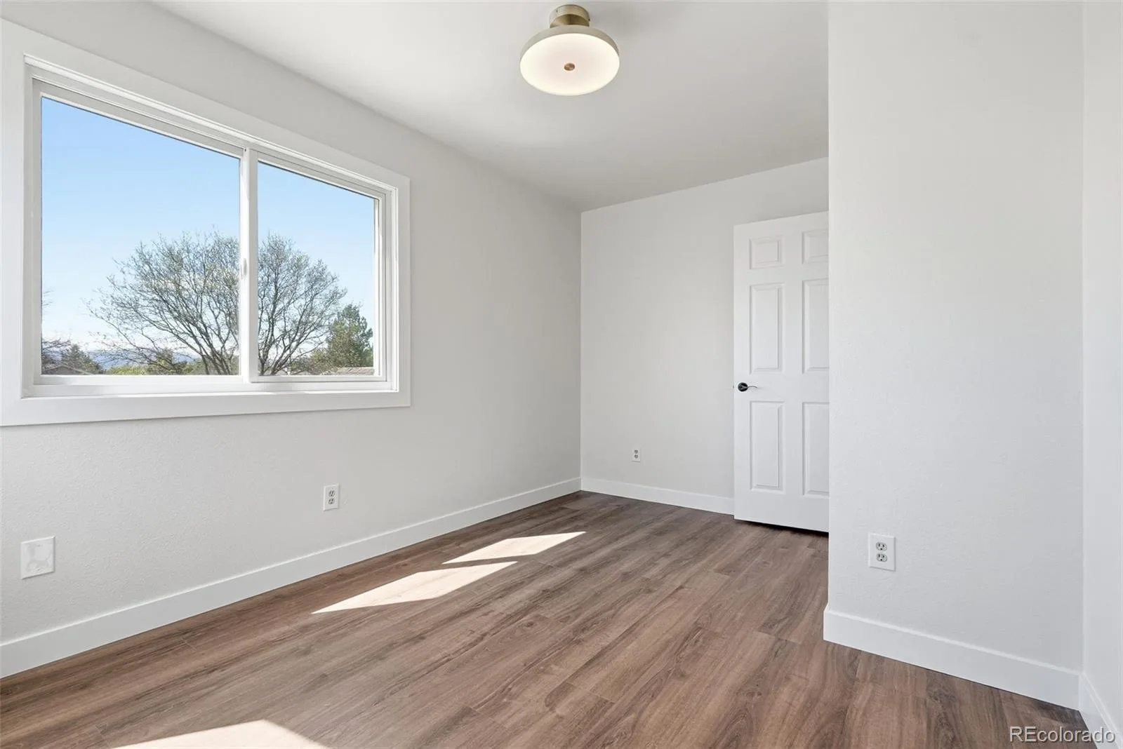 2016 Mount Sneffels Street Longmont CO 80504 | MLS #REC5188108 08282026174554 1600 19