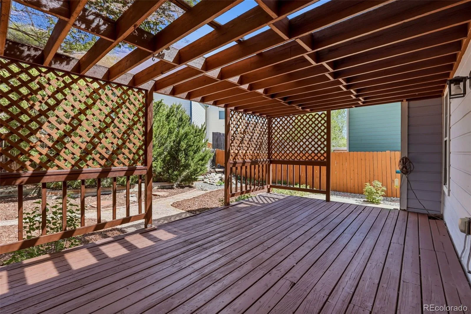 2016 Mount Sneffels Street Longmont CO 80504 | MLS #REC5188108 08282026174554 1600 29