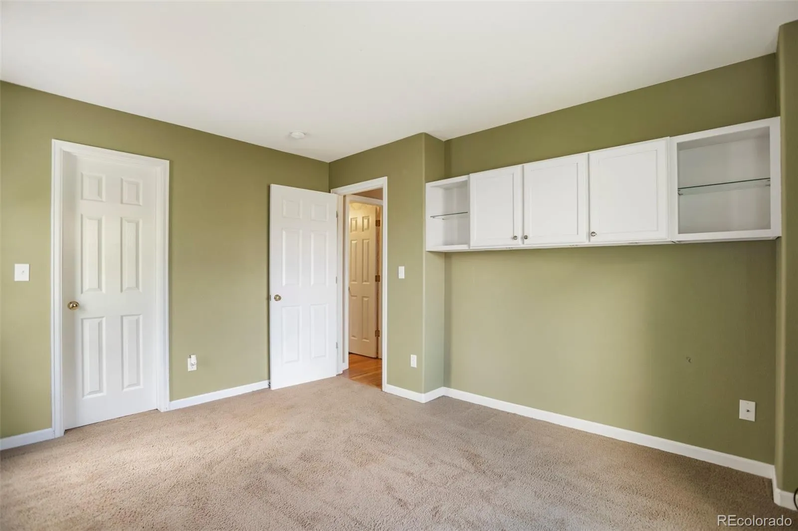 5606 S Helena Court Centennial CO 80015 MLS #REC5188294 05092026024843 1600 14