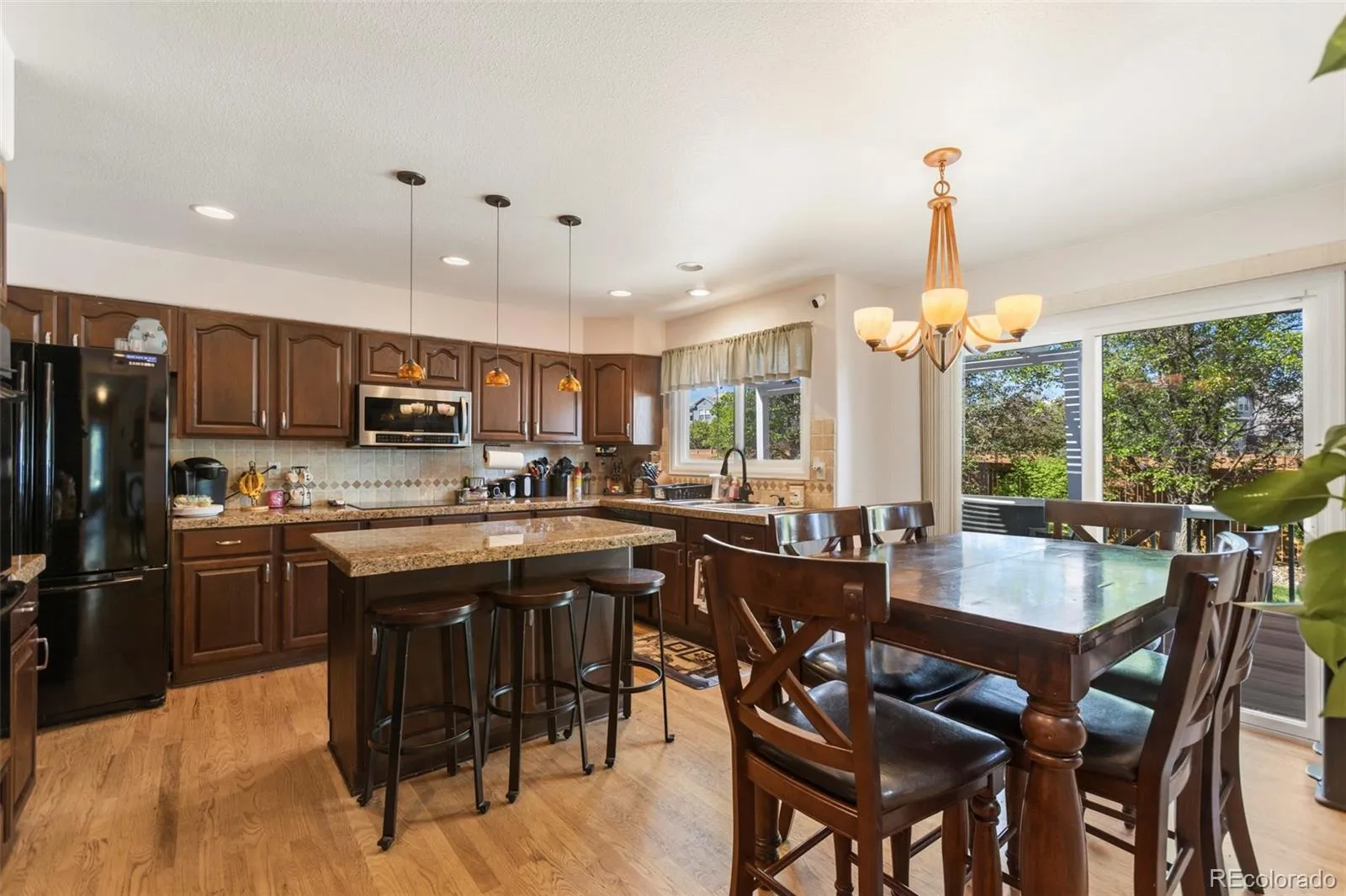5606 S Helena Court Centennial CO 80015 MLS #REC5188294 05092026024843 1600 8