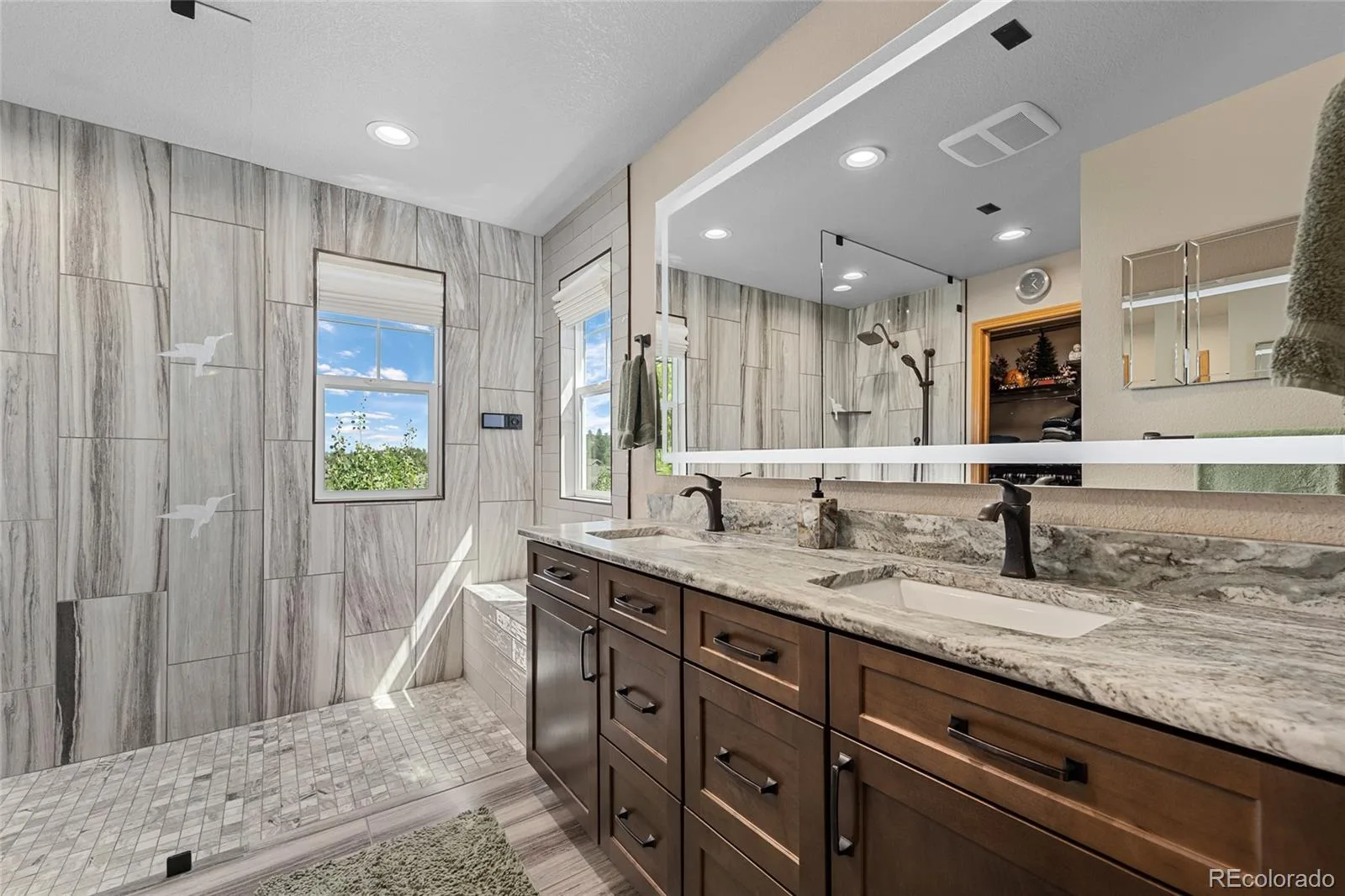 1394 Black Pine Court Castle Rock CO 80104 | MLS #REC5188680 08092026210922 1600 21