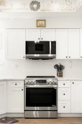 9962 W 82nd Place Arvada CO 80005 | MLS #REC5189102 08252026001540 640 12