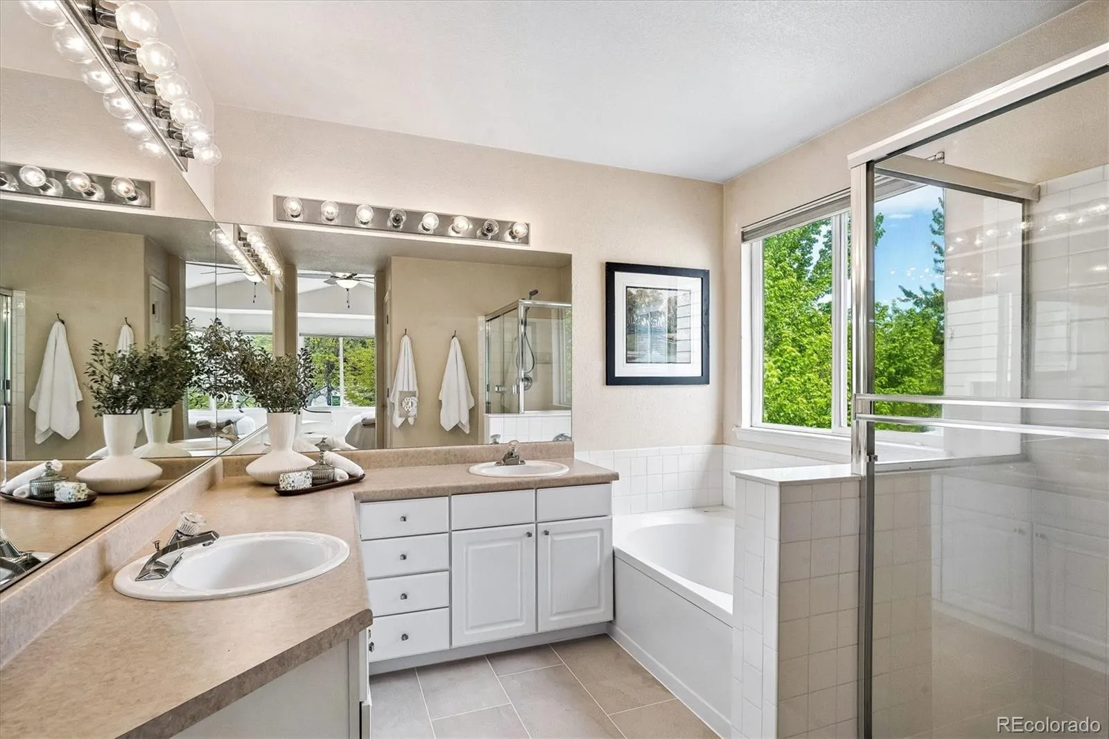 2956 S Espana Court Aurora CO 80013 MLS #REC5189151 05222026221808 1600 22