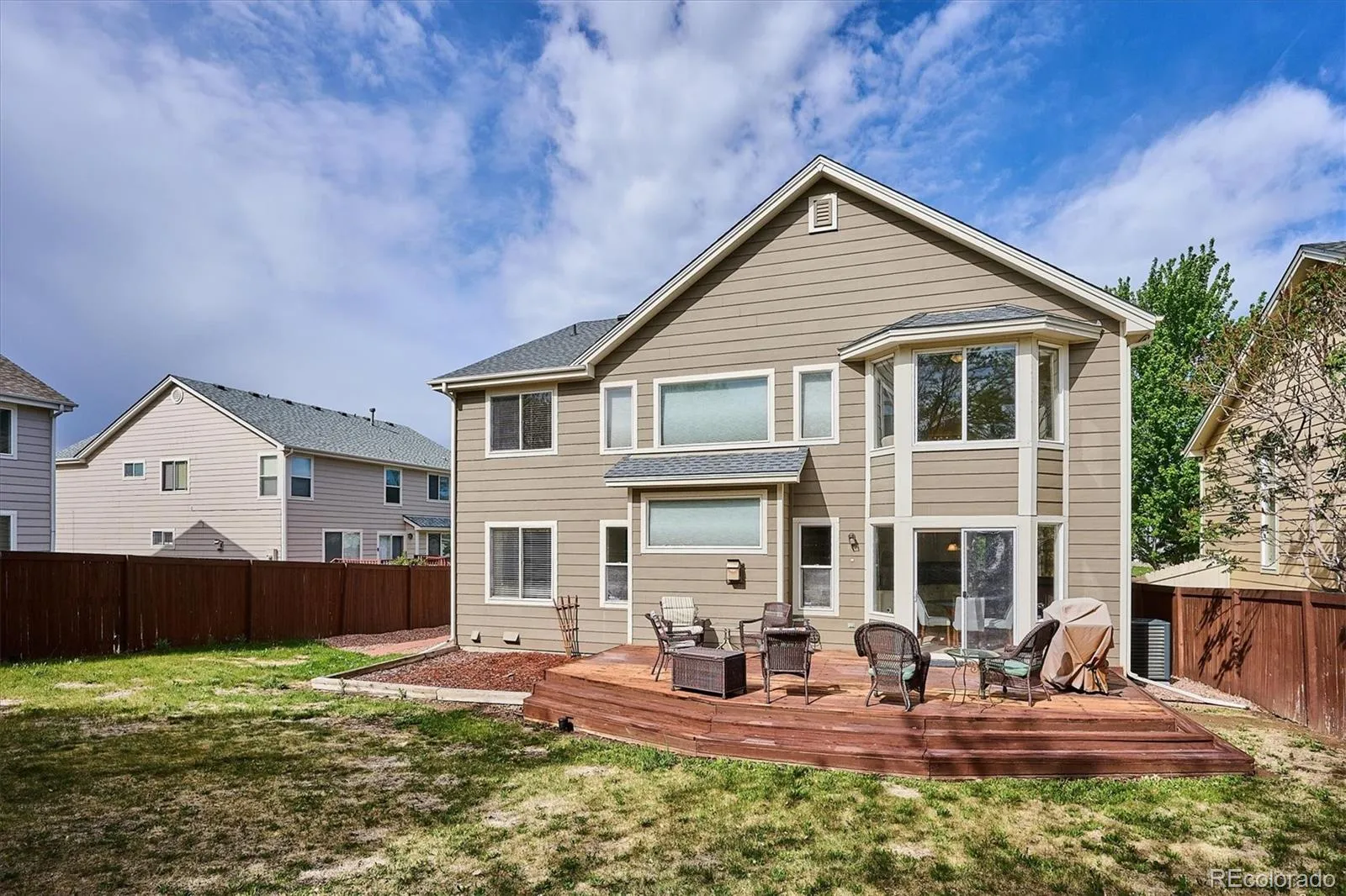 2956 S Espana Court Aurora CO 80013 MLS #REC5189151 05222026221808 1600 34
