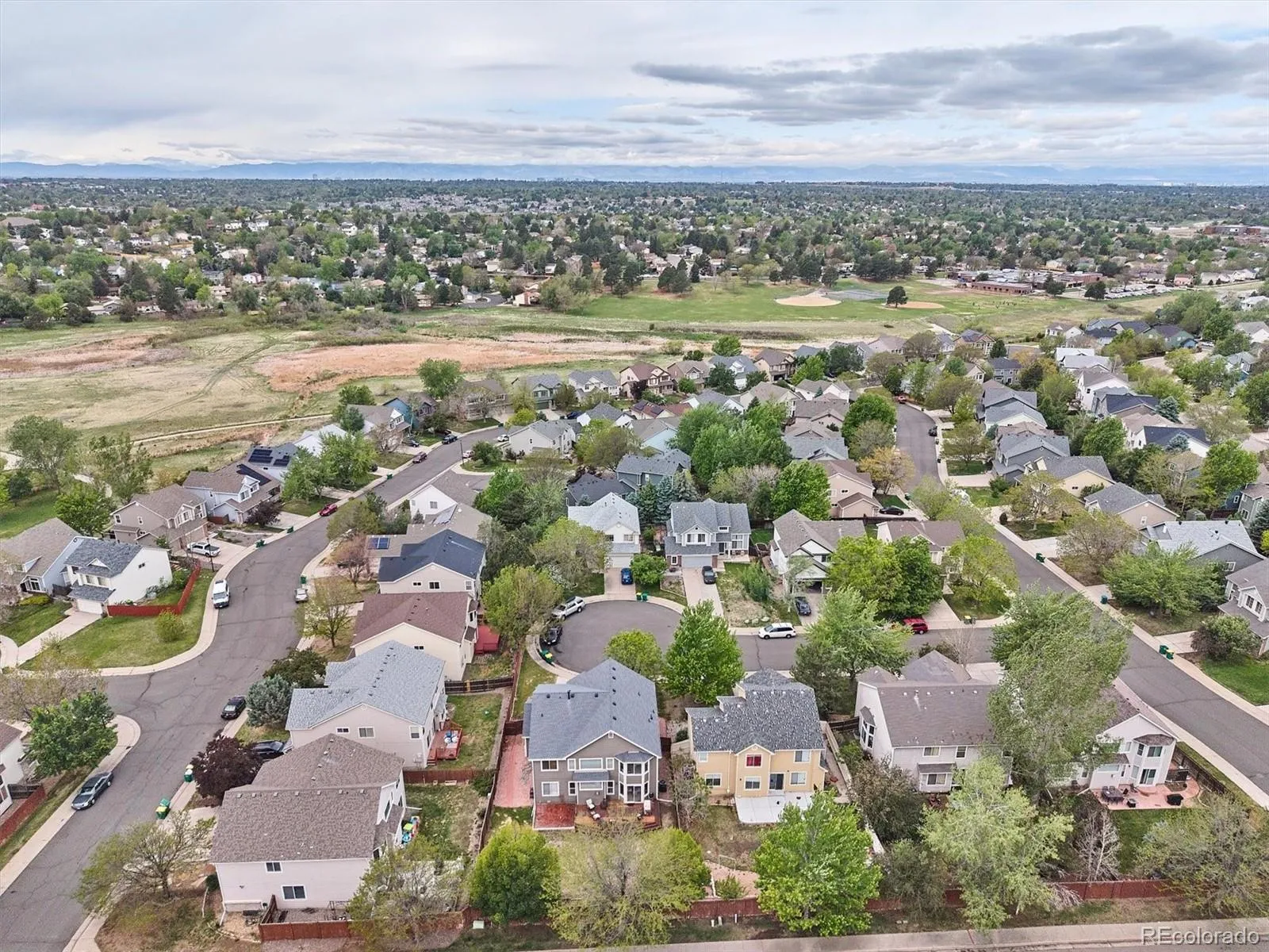 2956 S Espana Court Aurora CO 80013 MLS #REC5189151 05222026221808 1600 38