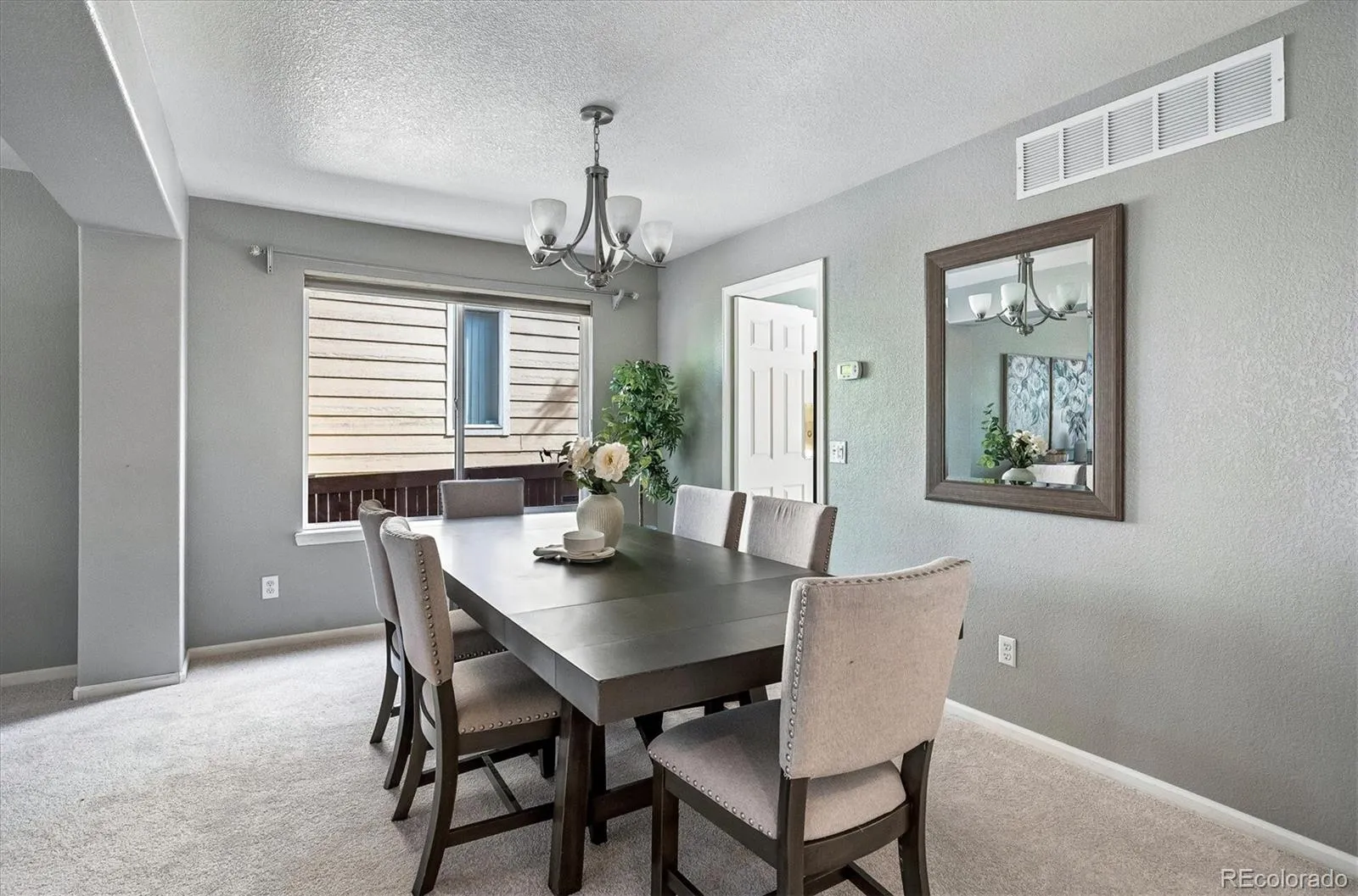 2956 S Espana Court Aurora CO 80013 MLS #REC5189151 05222026221808 1600 7