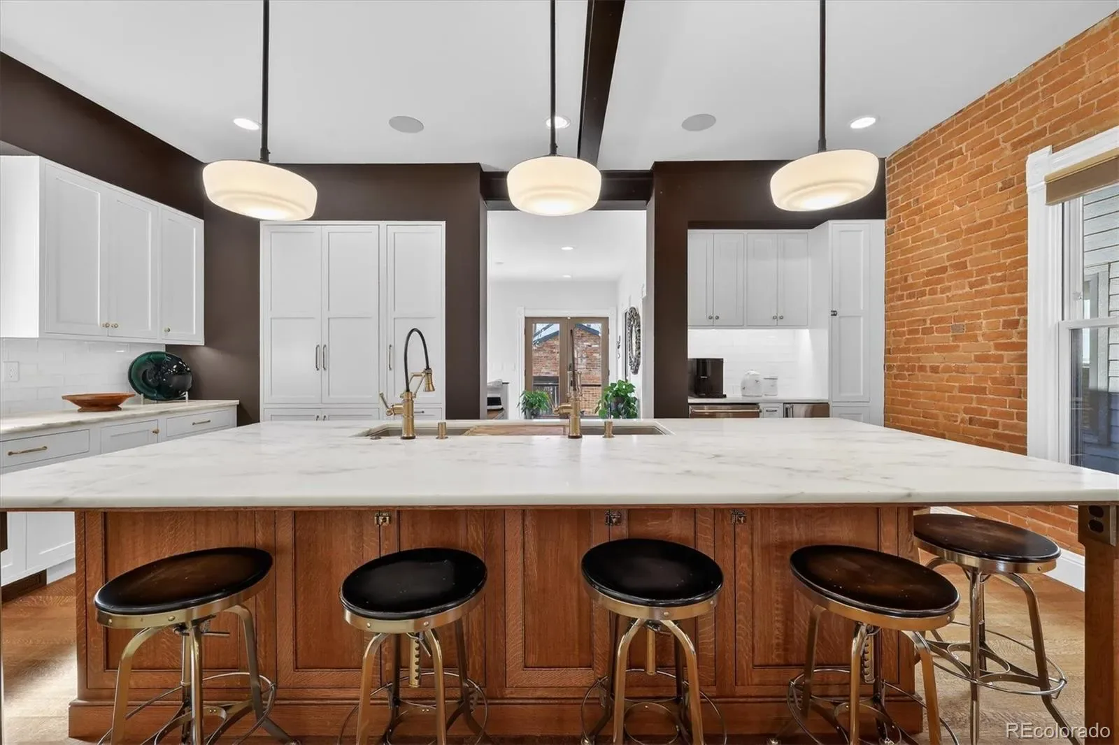 03232026193814 1600 17