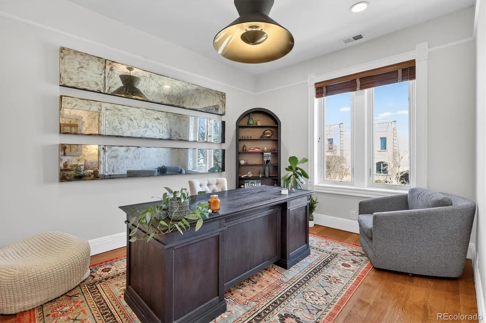 03232026193814 1600 32