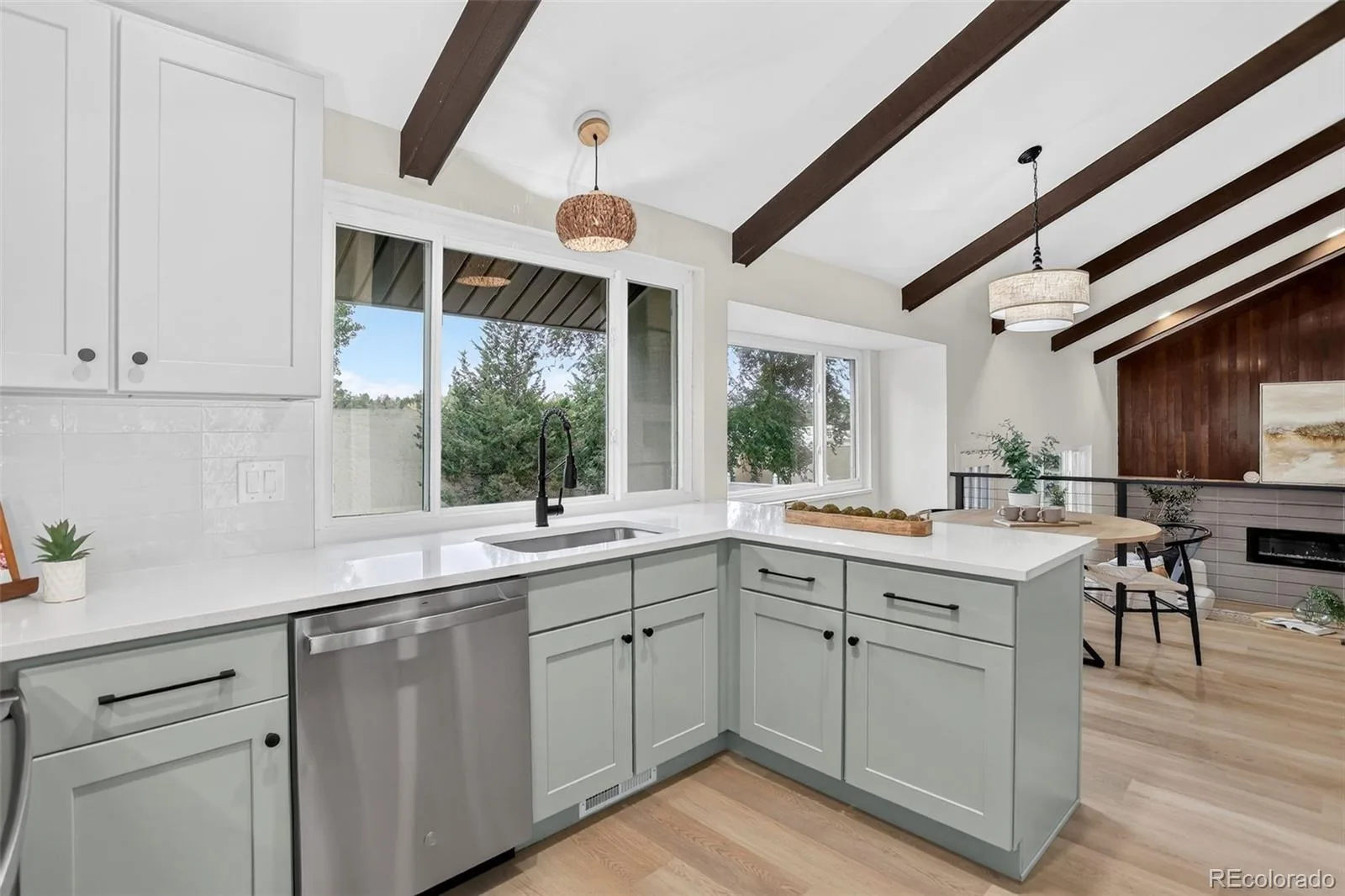 4084 S Willow Way Denver CO 80237 | MLS #REC5192505 10142026205801 1600 11